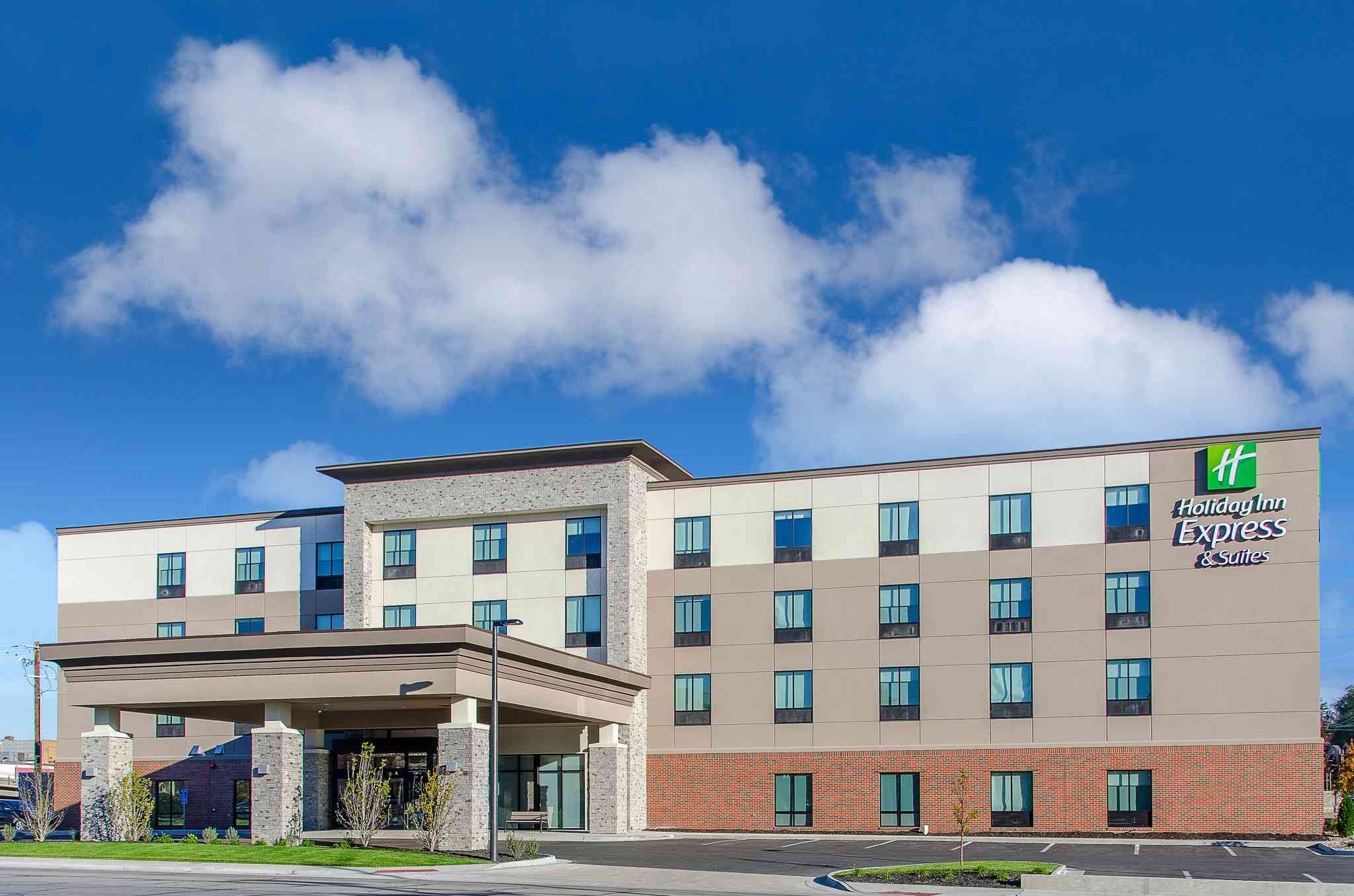 Holiday Inn Express & Suites Atchison in แอทชิสัน, KS