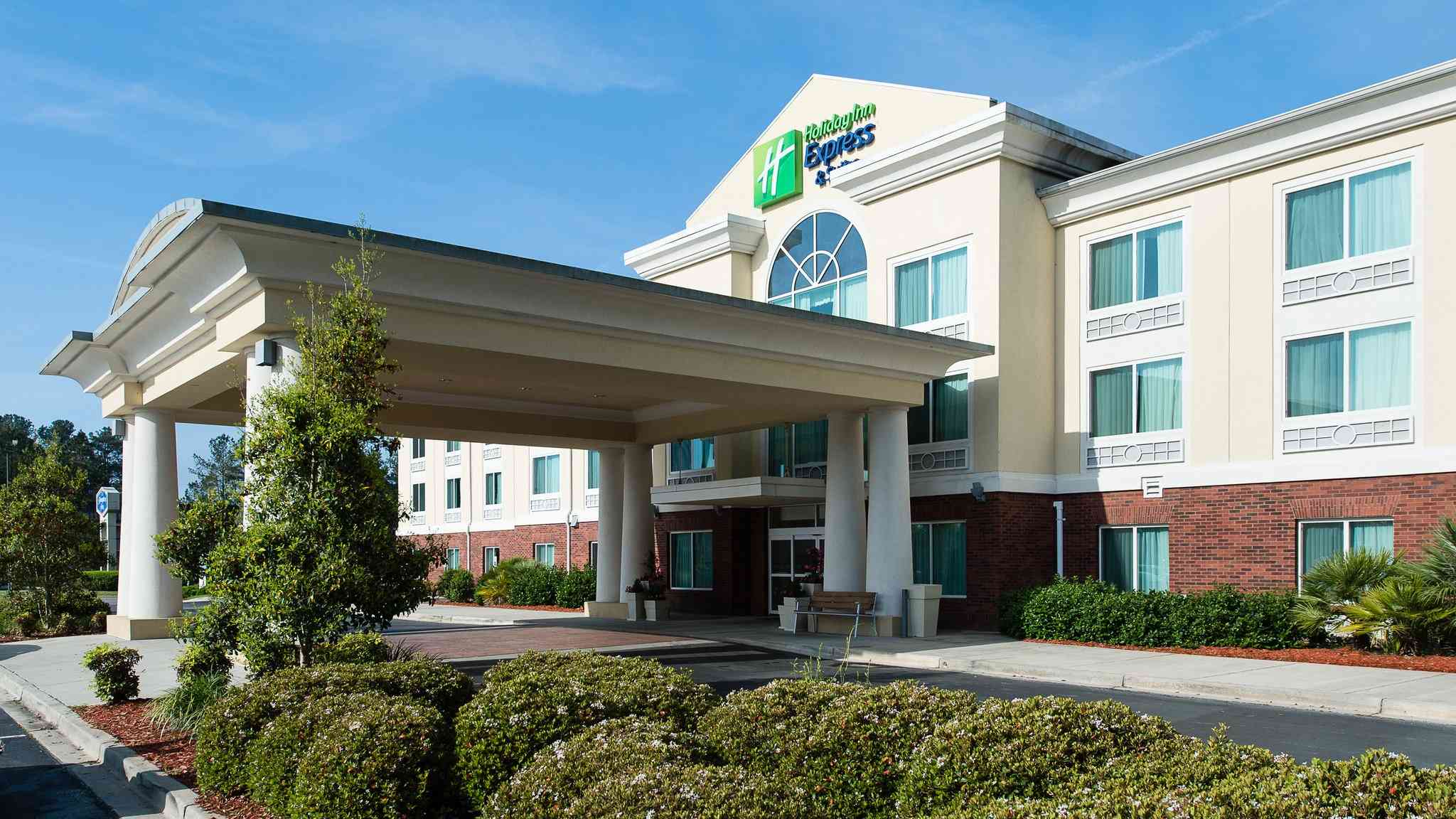 Holiday Inn Express Hotel & Suites Walterboro I 95 in Уолтерборо, SC