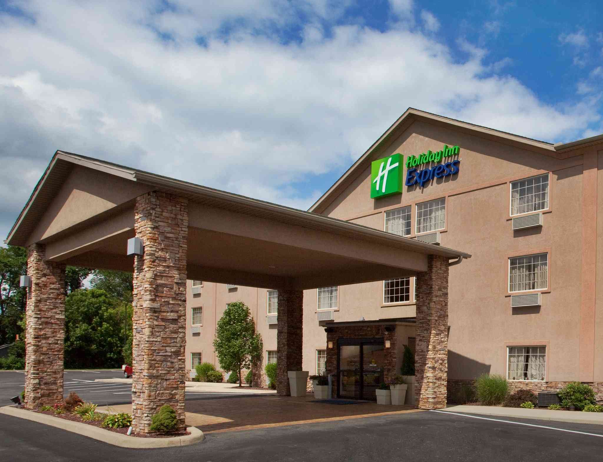 Holiday Inn Express Mt Pleasant- Scottdale in Mt. Pleasant, PA