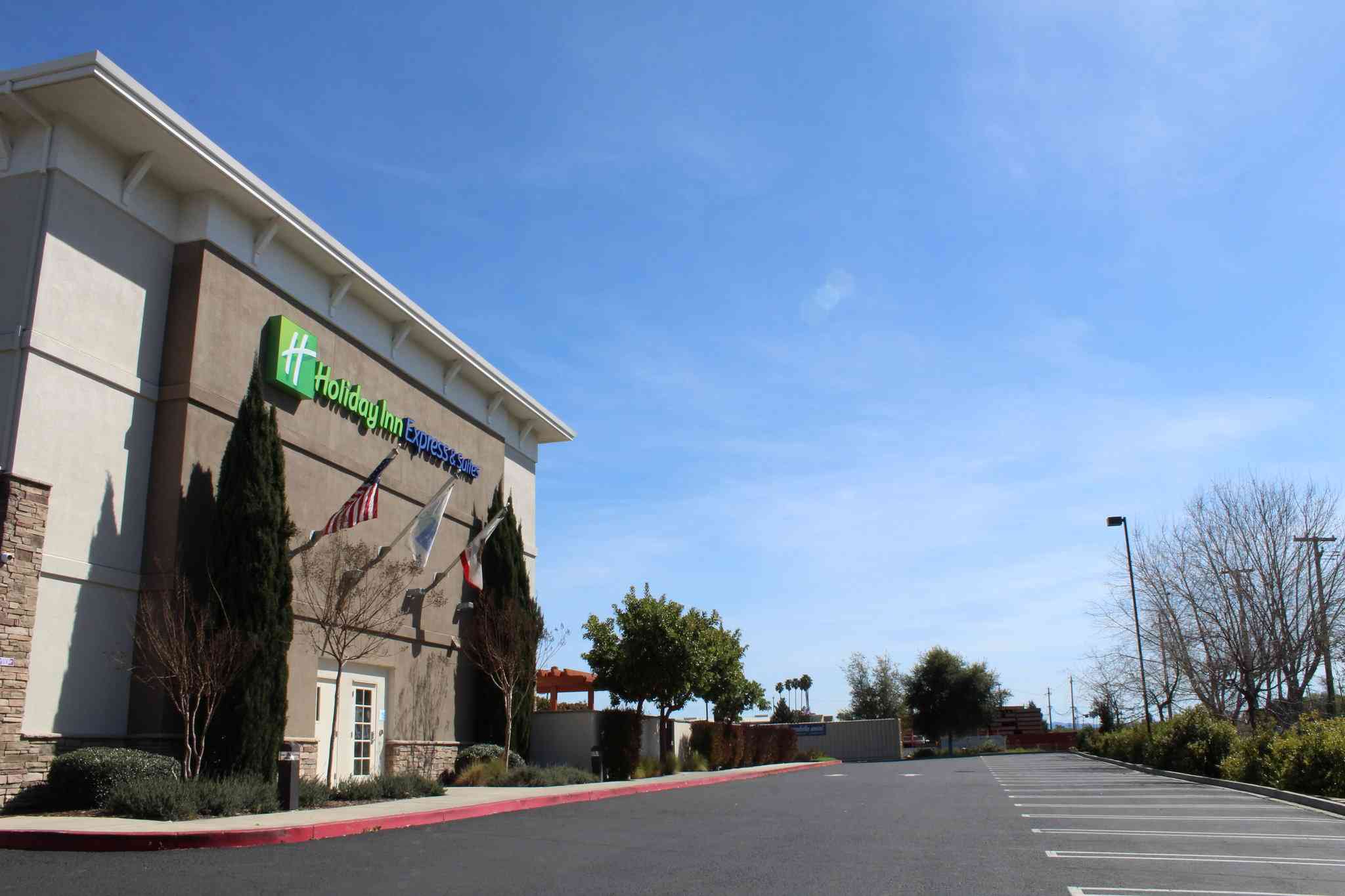 Holiday Inn Express & Suites Napa Valley-American Canyon in Американский каньон, CA