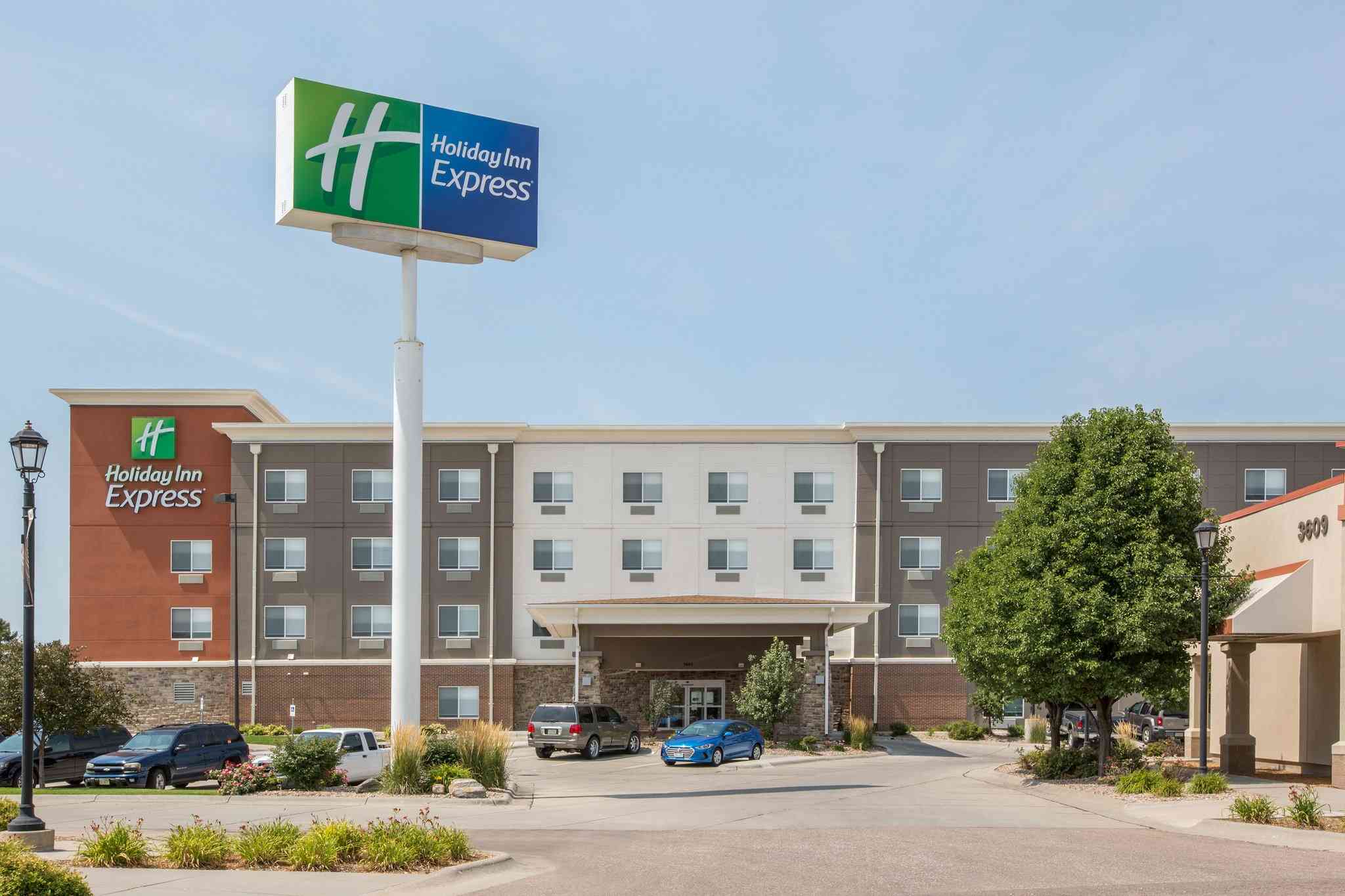 Holiday Inn Express Hastings in Гастингс, NE