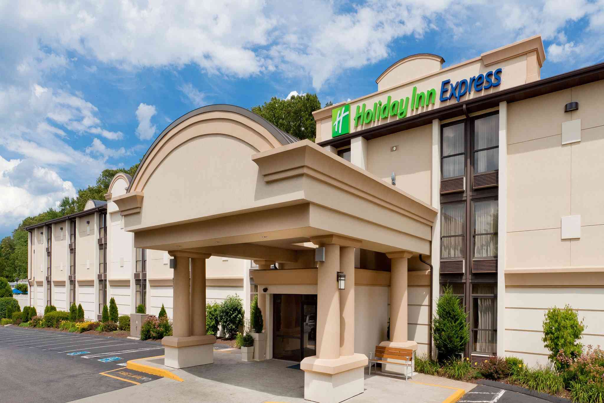 Holiday Inn Express Southington in ฮาร์ตฟอร์ด, CT