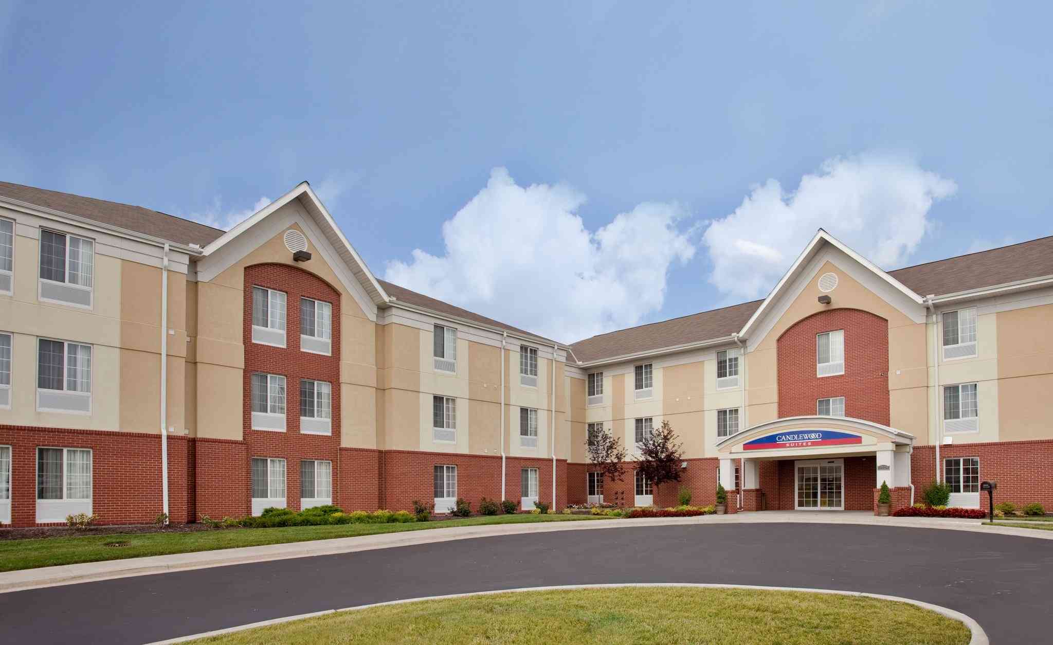 Candlewood Suites Kansas City in Kansas City, KS