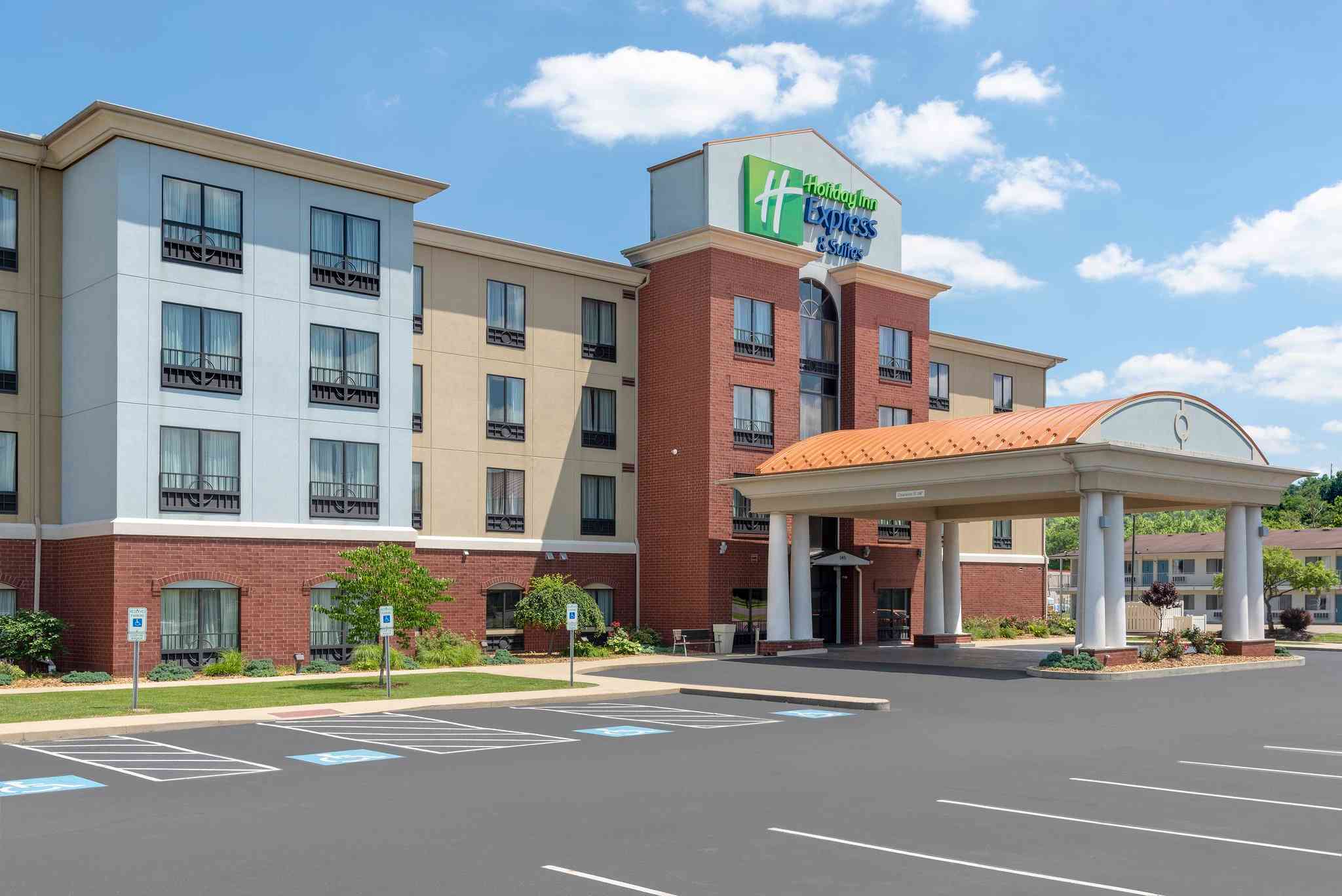 Holiday Inn Express & Suites in New Philadelphia in Uusi Philadelphia, OH