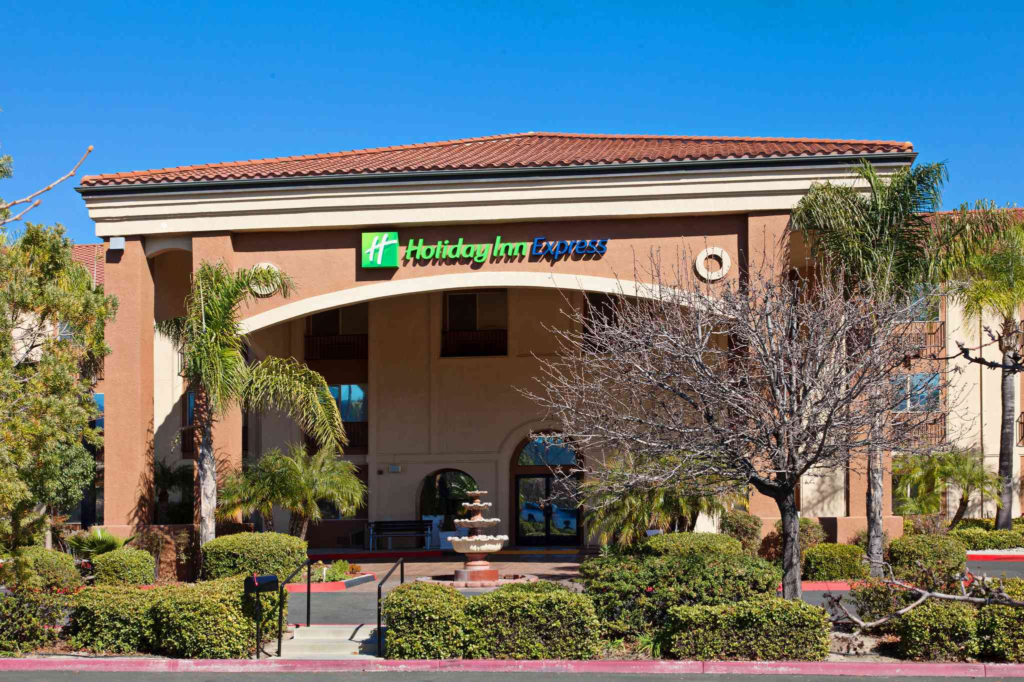 Holiday Inn Express Temecula in Temecula, CA