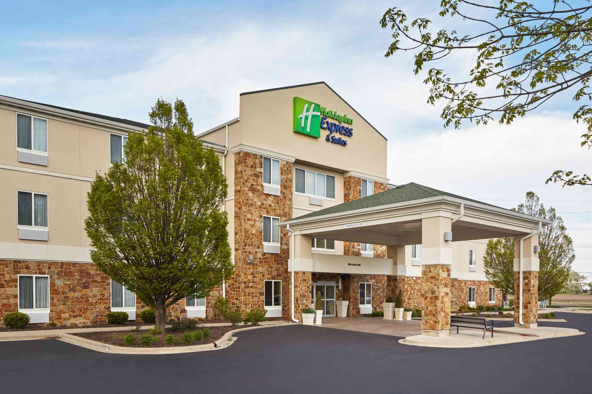 Holiday Inn Express Hotel & Suites Pekin (Peoria Area) in Pekin, IL