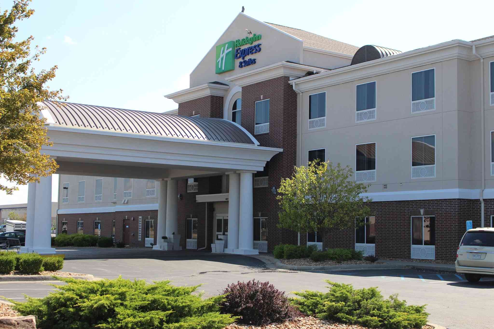 Holiday Inn Express Hotel & Suites Sedalia in Sedalia, MO