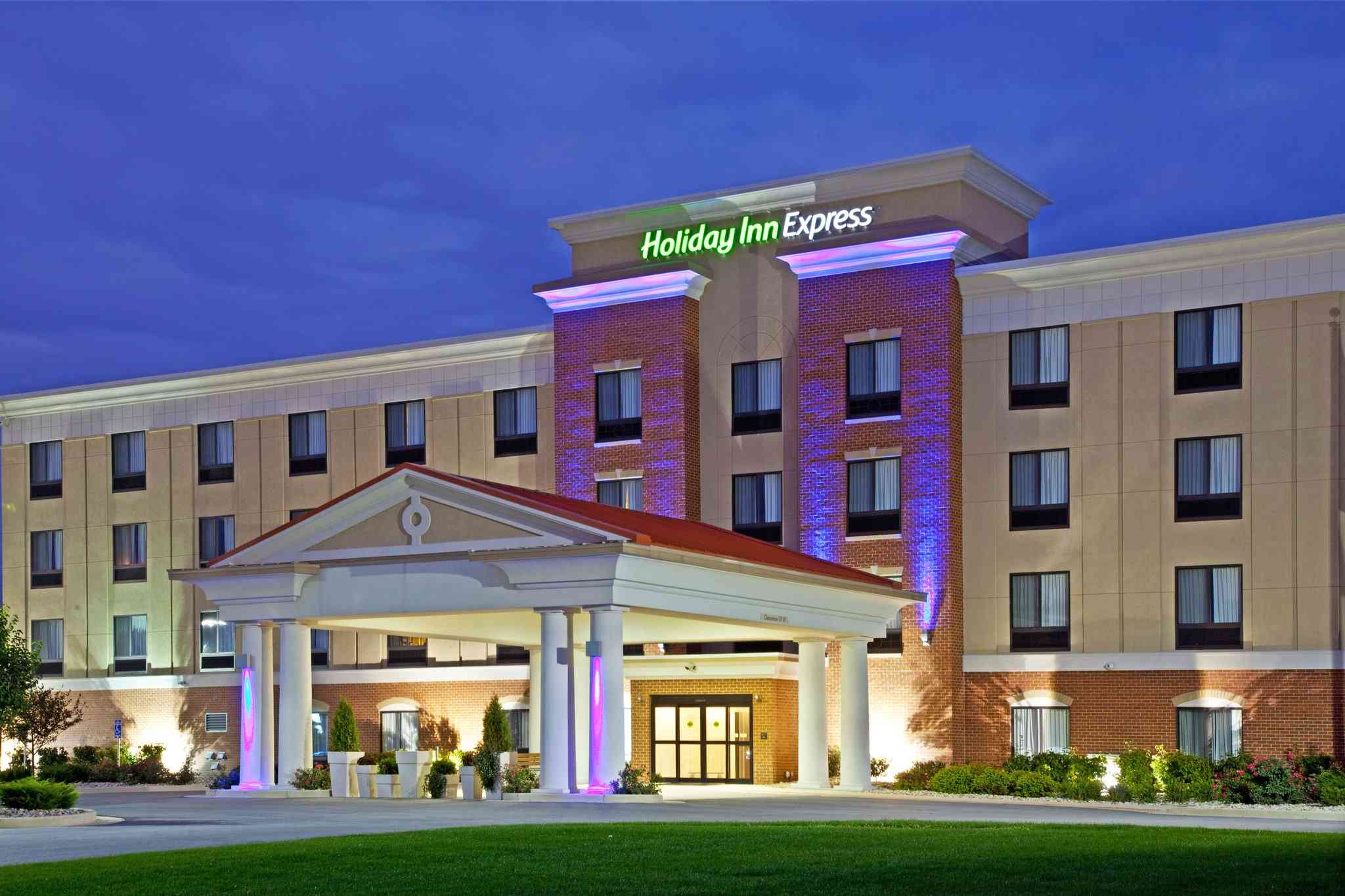 Holiday Inn Express Indianapolis-Southeast in Indianapolis, IN