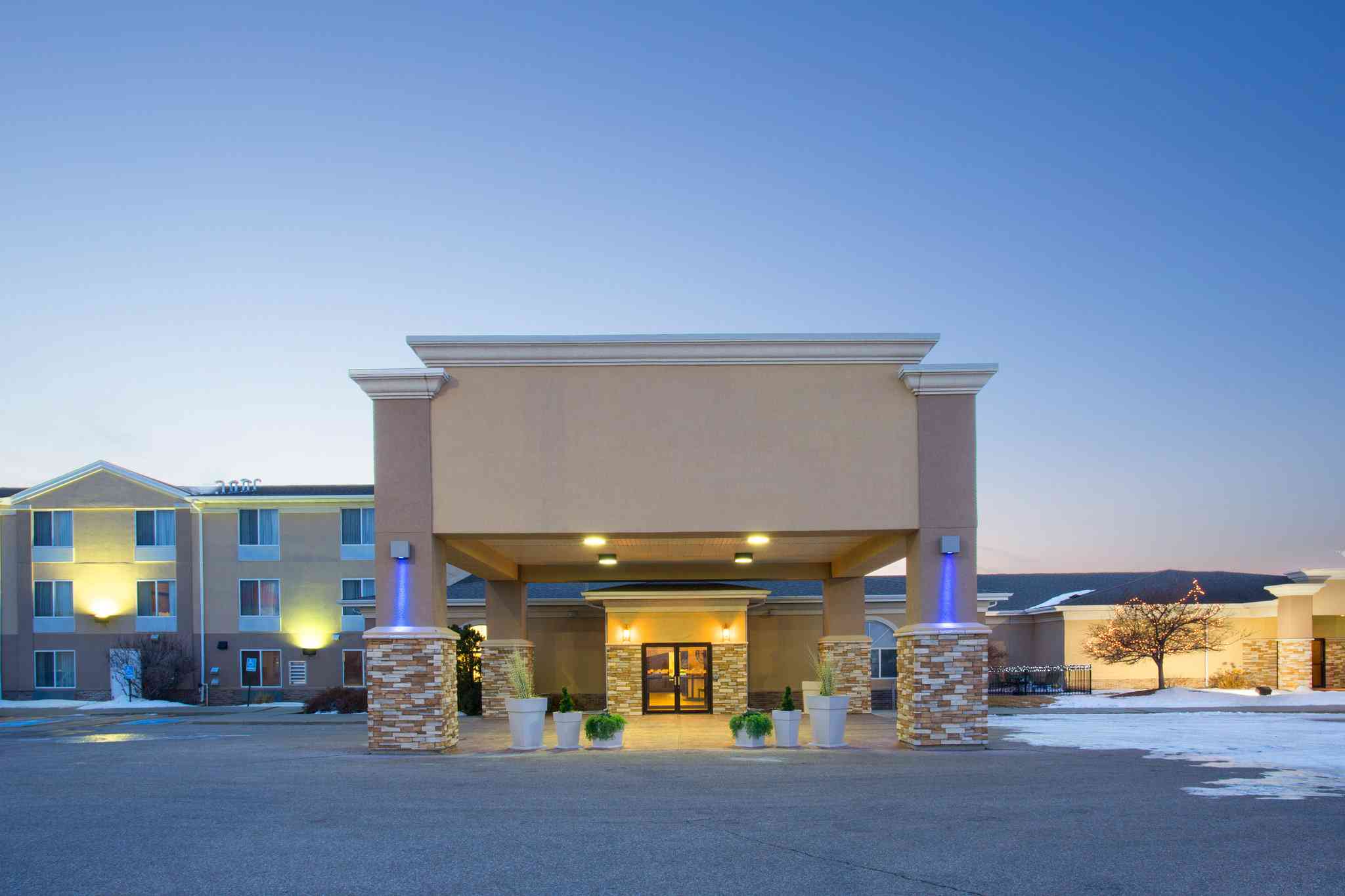 Holiday Inn Express Hotel & Suites Lexington in Lexington, NE