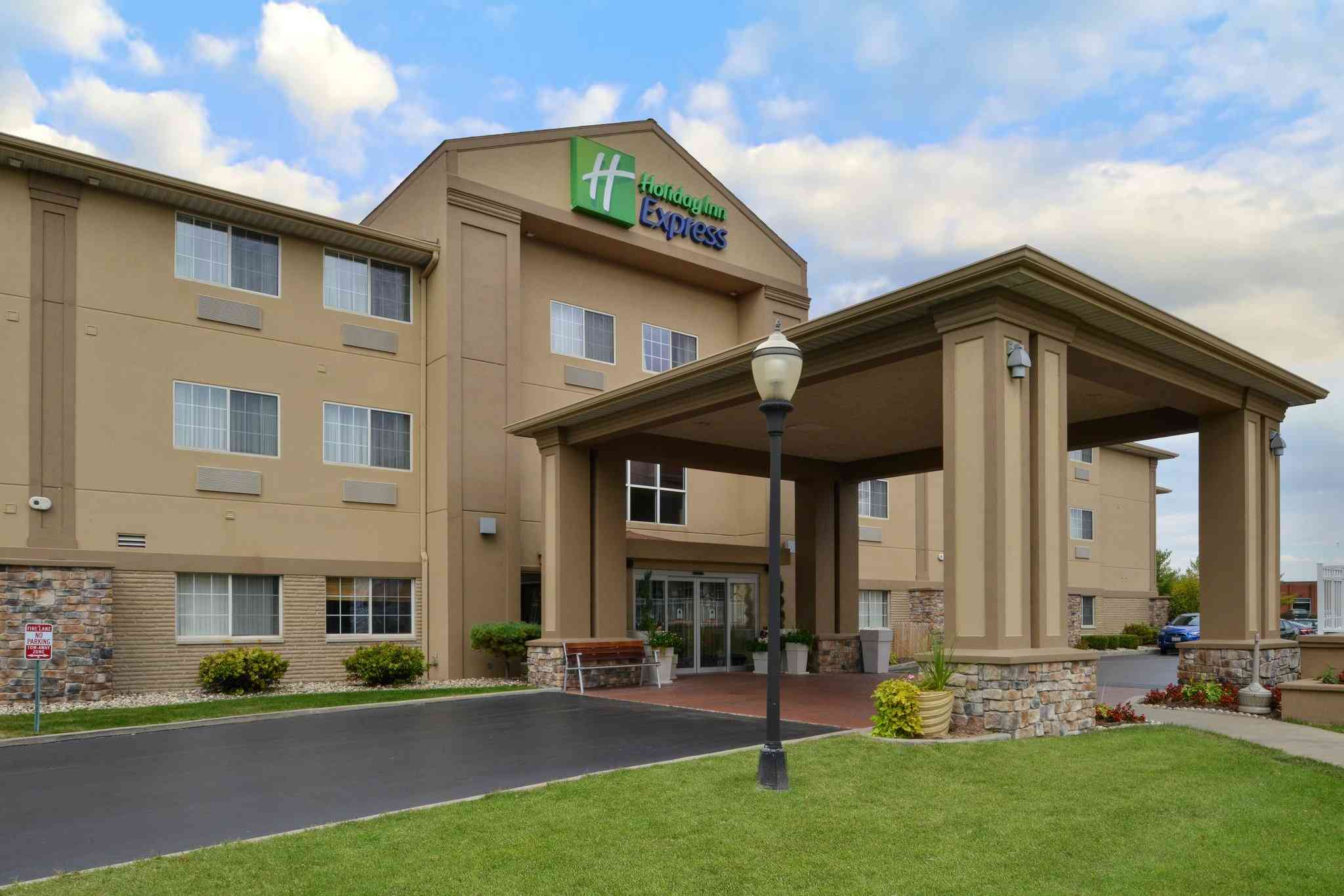 Holiday Inn Express Hotel & Suites St. Joseph in St. Joseph, MI