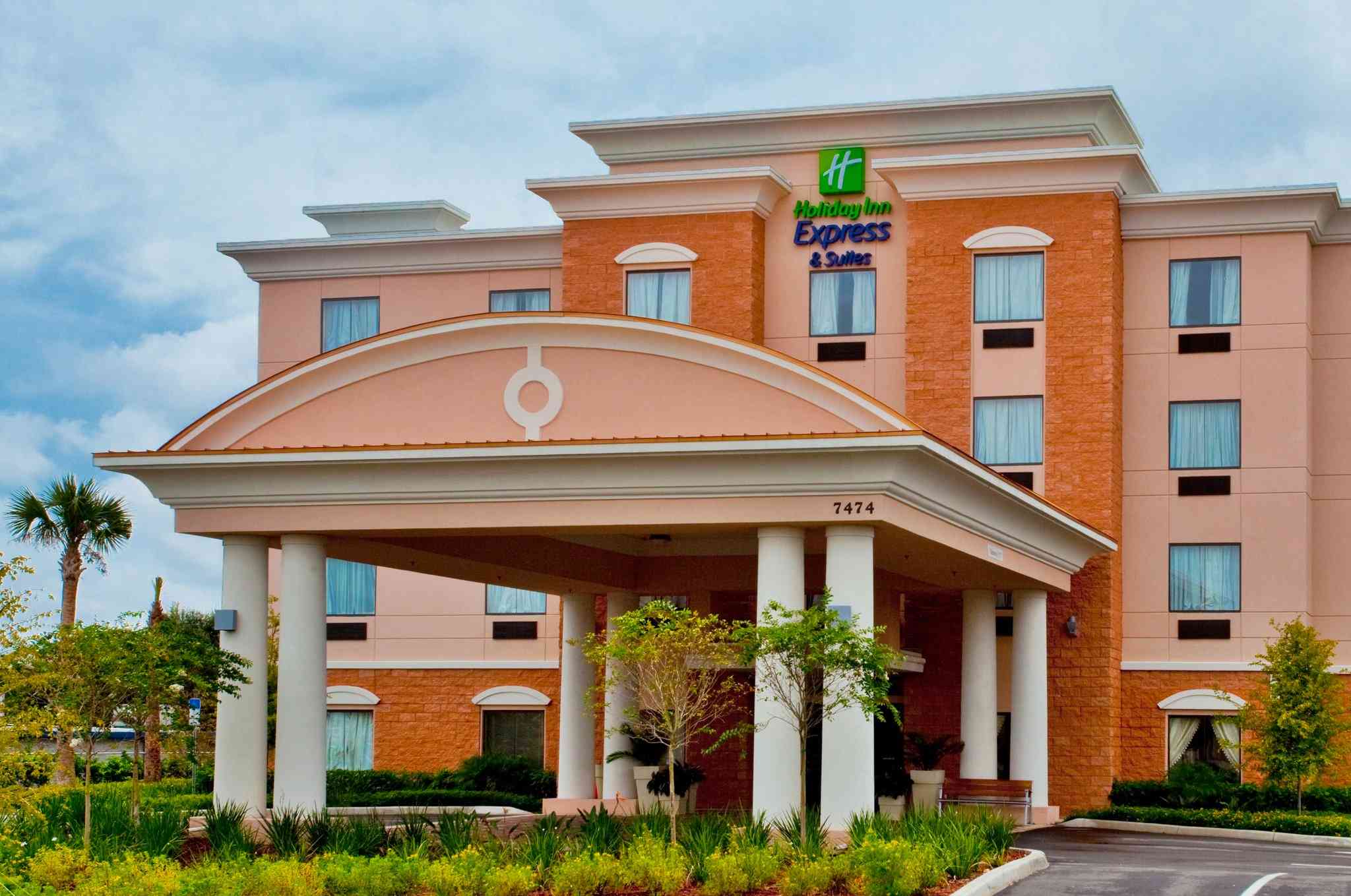 Holiday Inn Express Hotel & Suites Orlando-OCOEE East in Orlando, FL