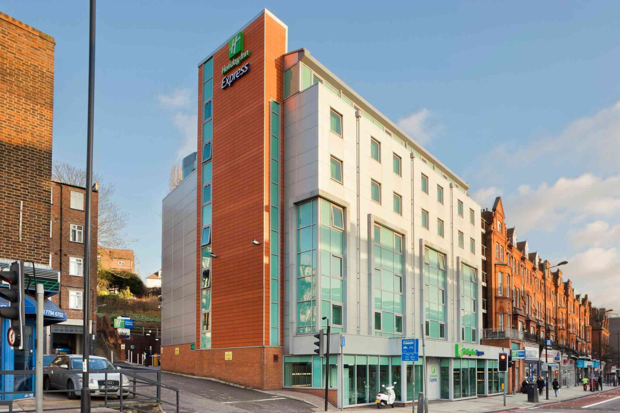 Holiday Inn Express London-Swiss Cottage in Londres, GB1