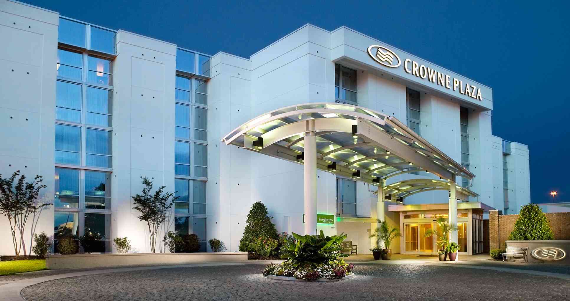 Crowne Plaza Charleston Airport-Conv Ctr in 北查尔斯顿, SC