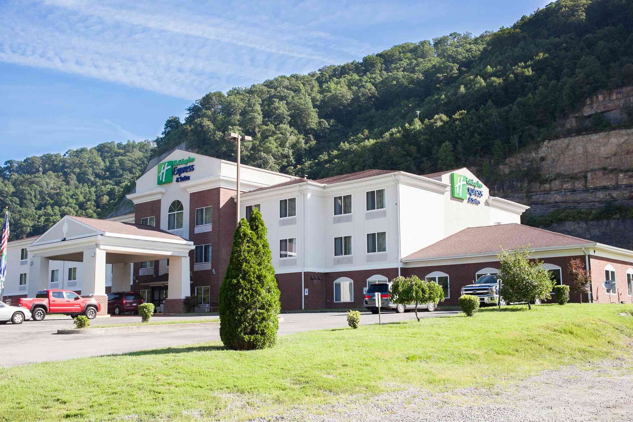 Holiday Inn Express Hotel & Suites Logan in Logan, WV