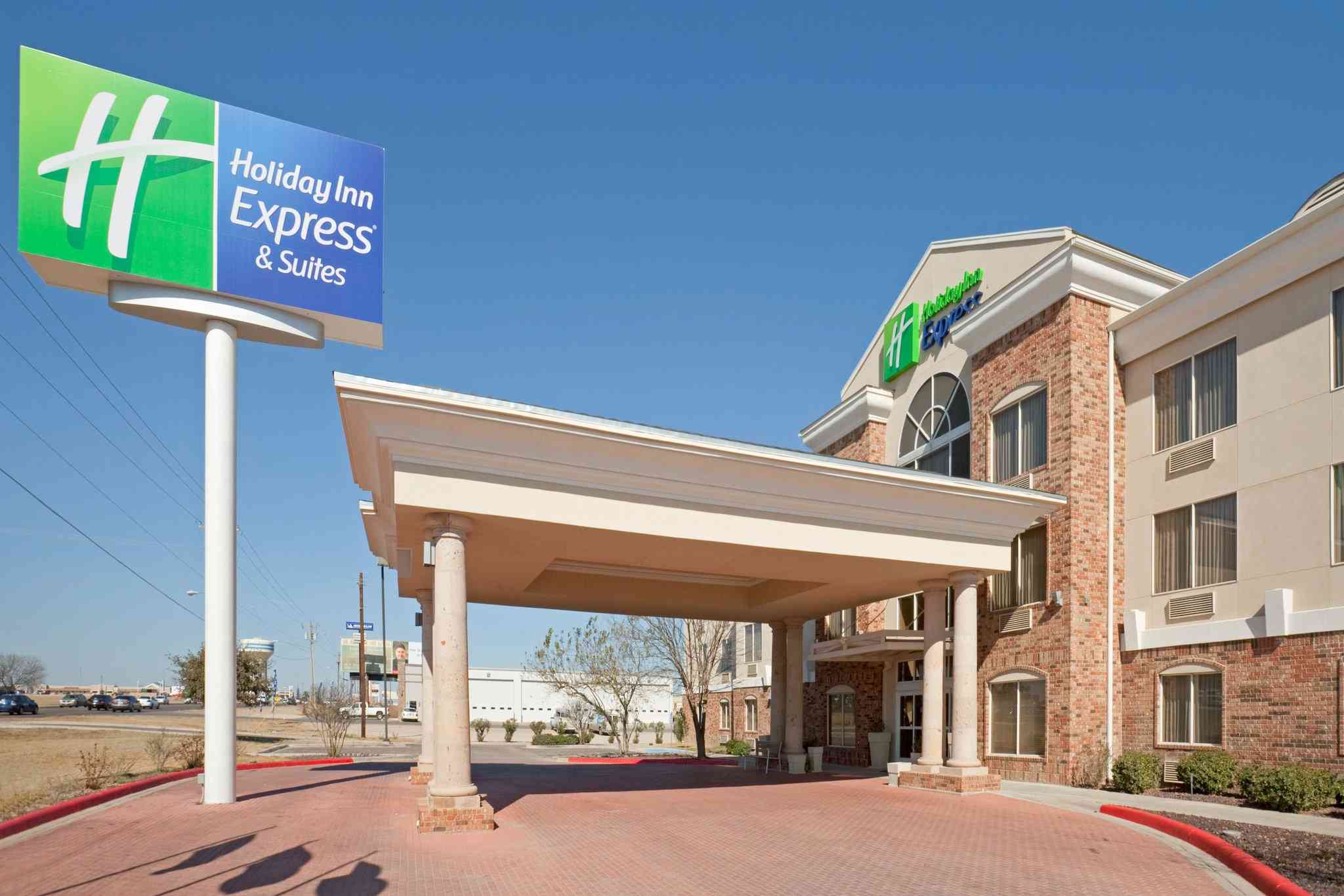 Holiday Inn Express Hotel & Suites Eagle Pass in Eagle Pass, TX