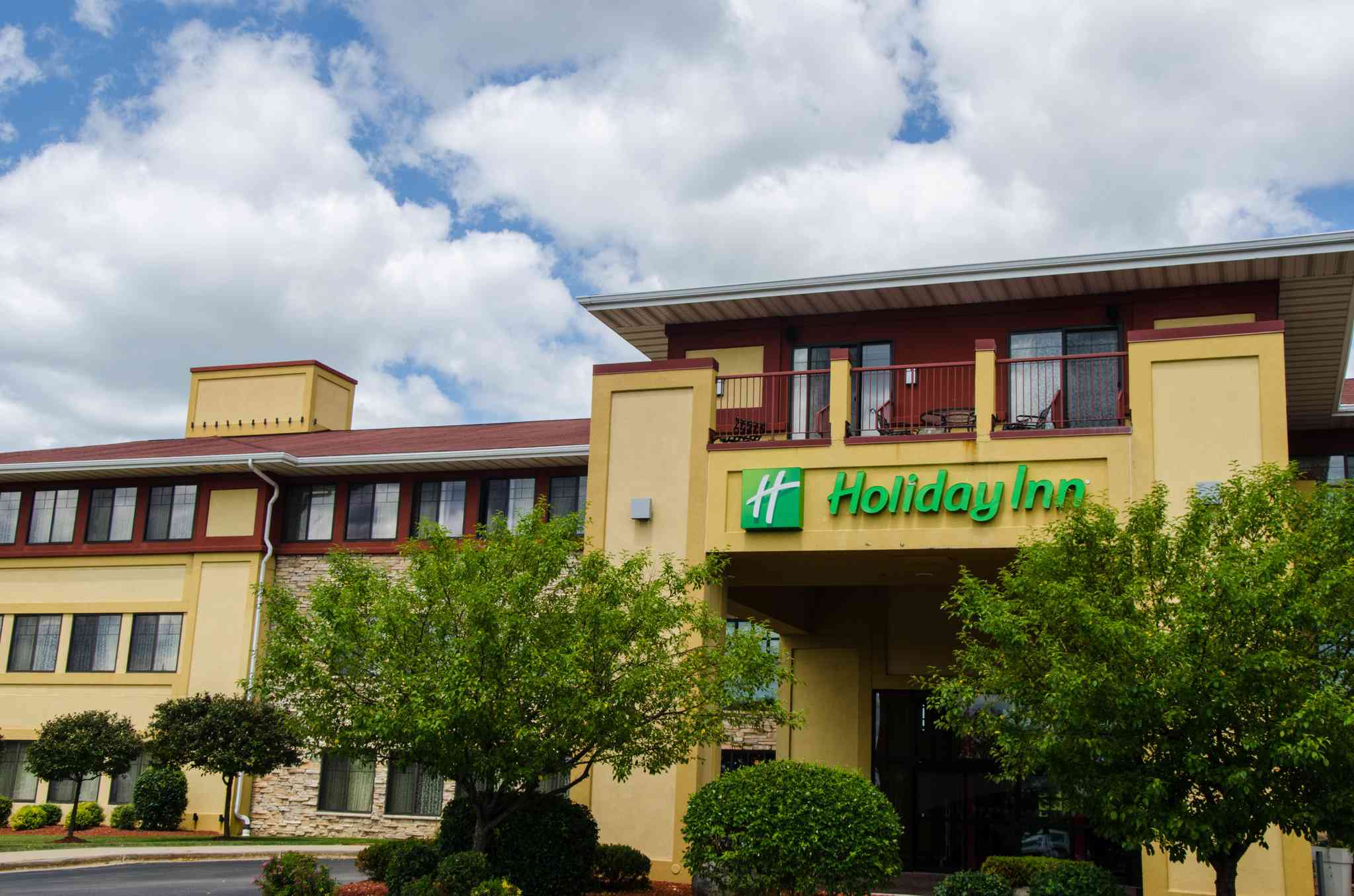 Holiday Inn Pewaukee-Milwaukee West in Pewaukee, WI