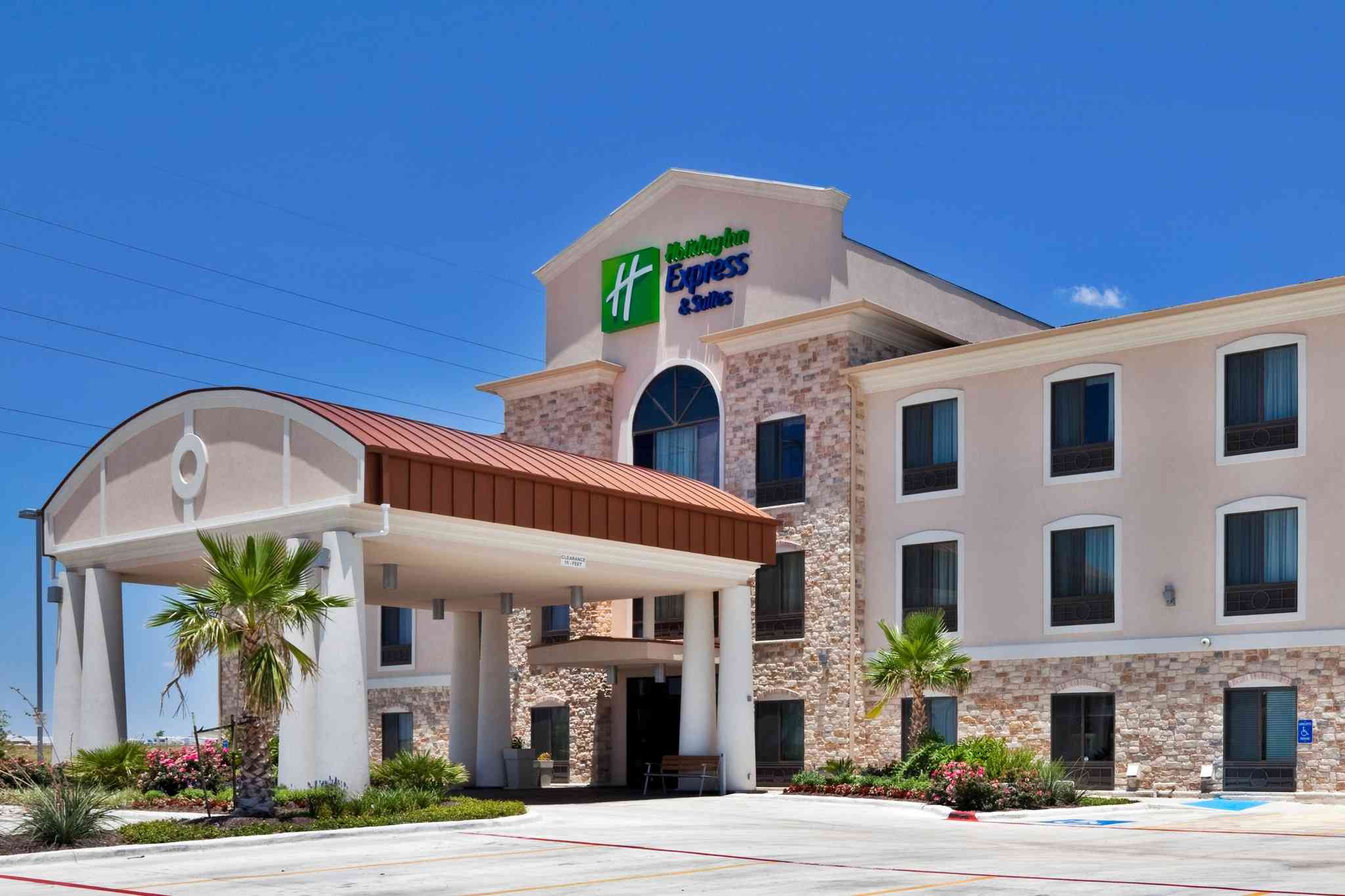 Holiday Inn Express Hotel & Suites Hutto in 胡托, TX