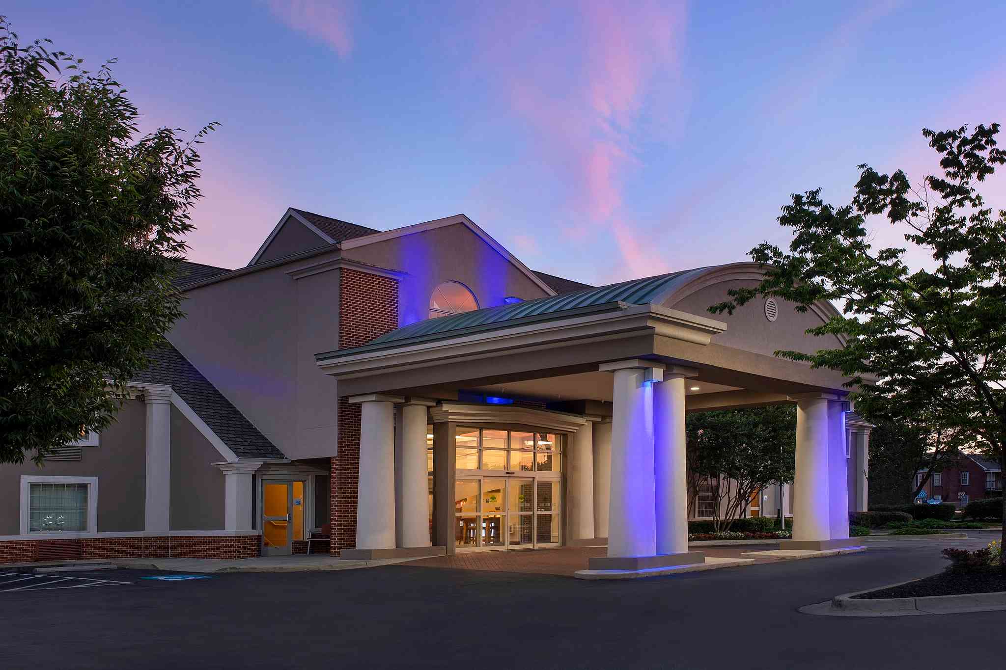 Holiday Inn Express & Suites Annapolis in Annapolis, MD