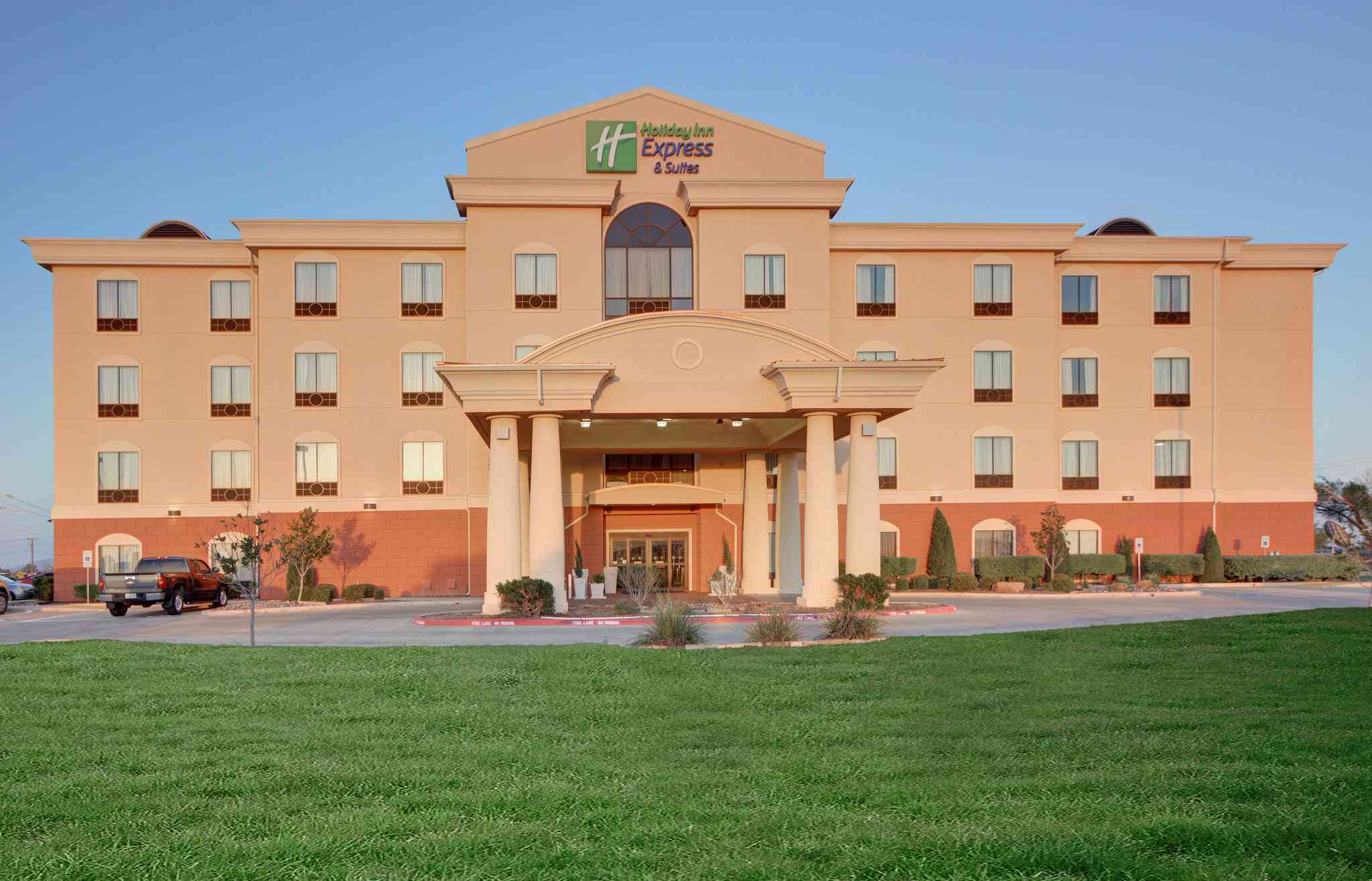 Holiday Inn Express Hotel & Suites Altus in Altus, OK