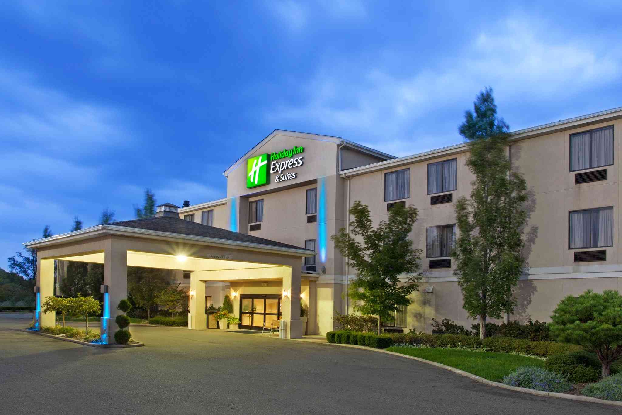 Holiday Inn Express Hotel & Suites Alliance in Alleanza, OH