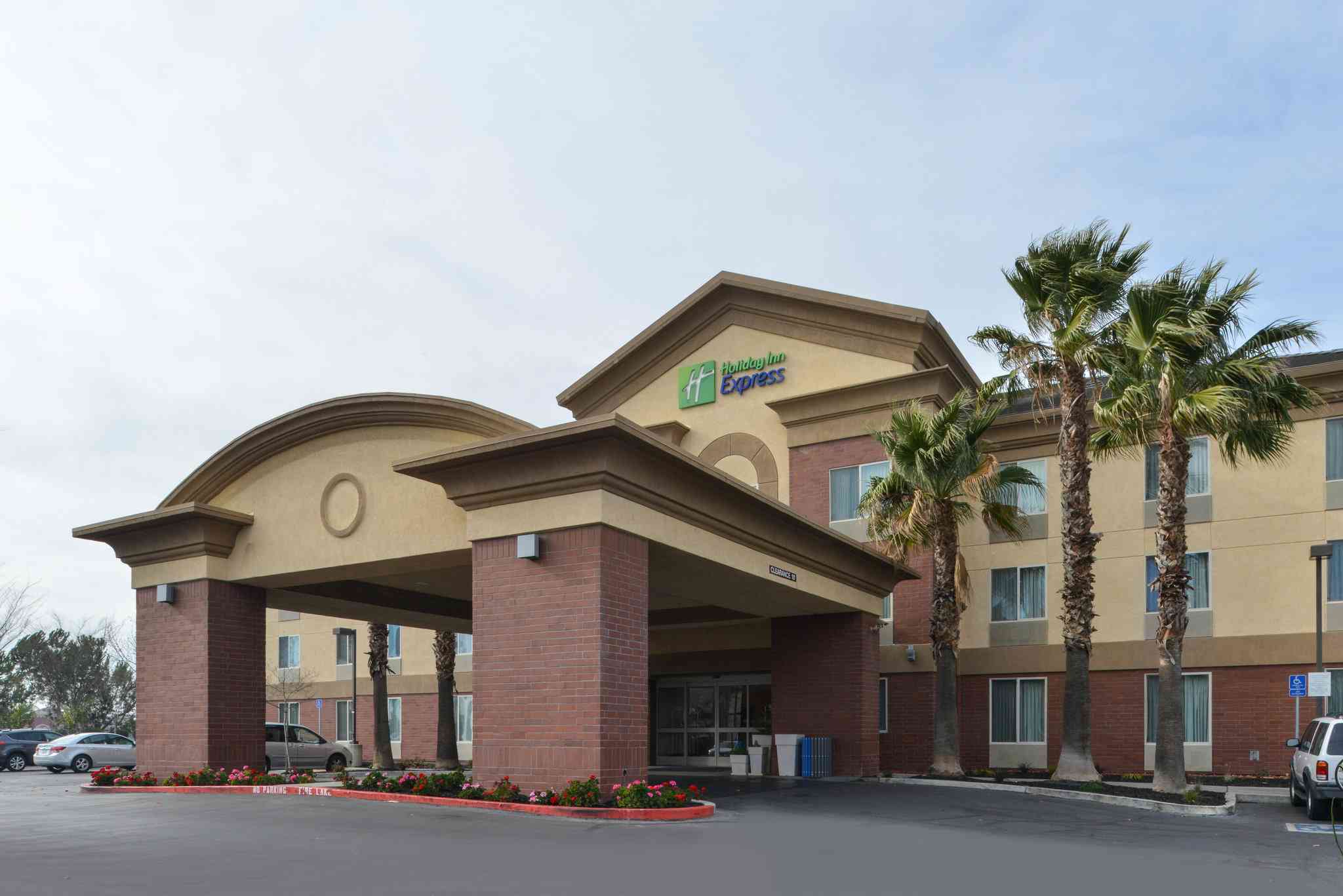 Holiday Inn Express Hotel & Suites Woodland in Skogsmark, CA