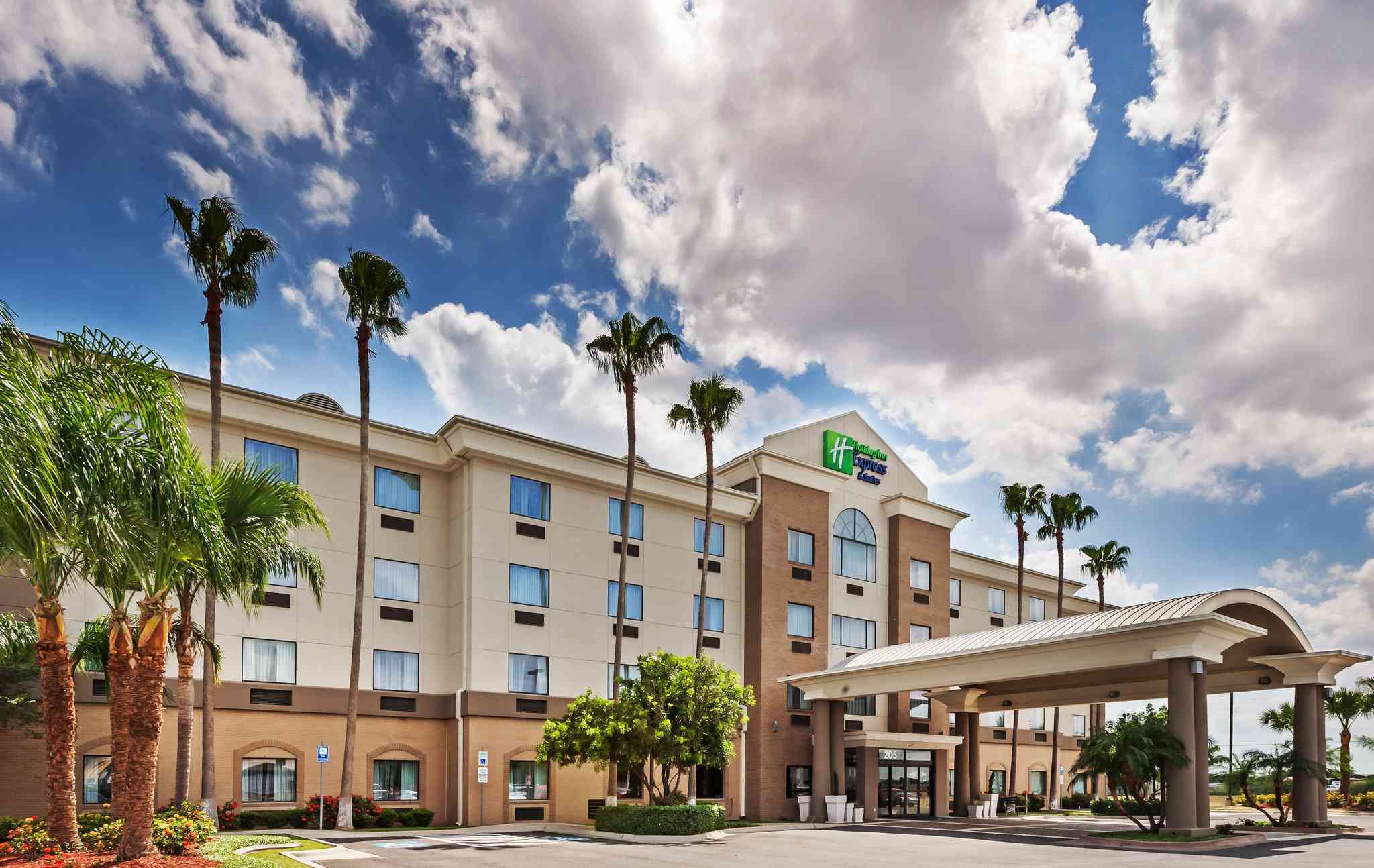 Holiday Inn Express Hotel & Suites Pharr in Pharr, TX