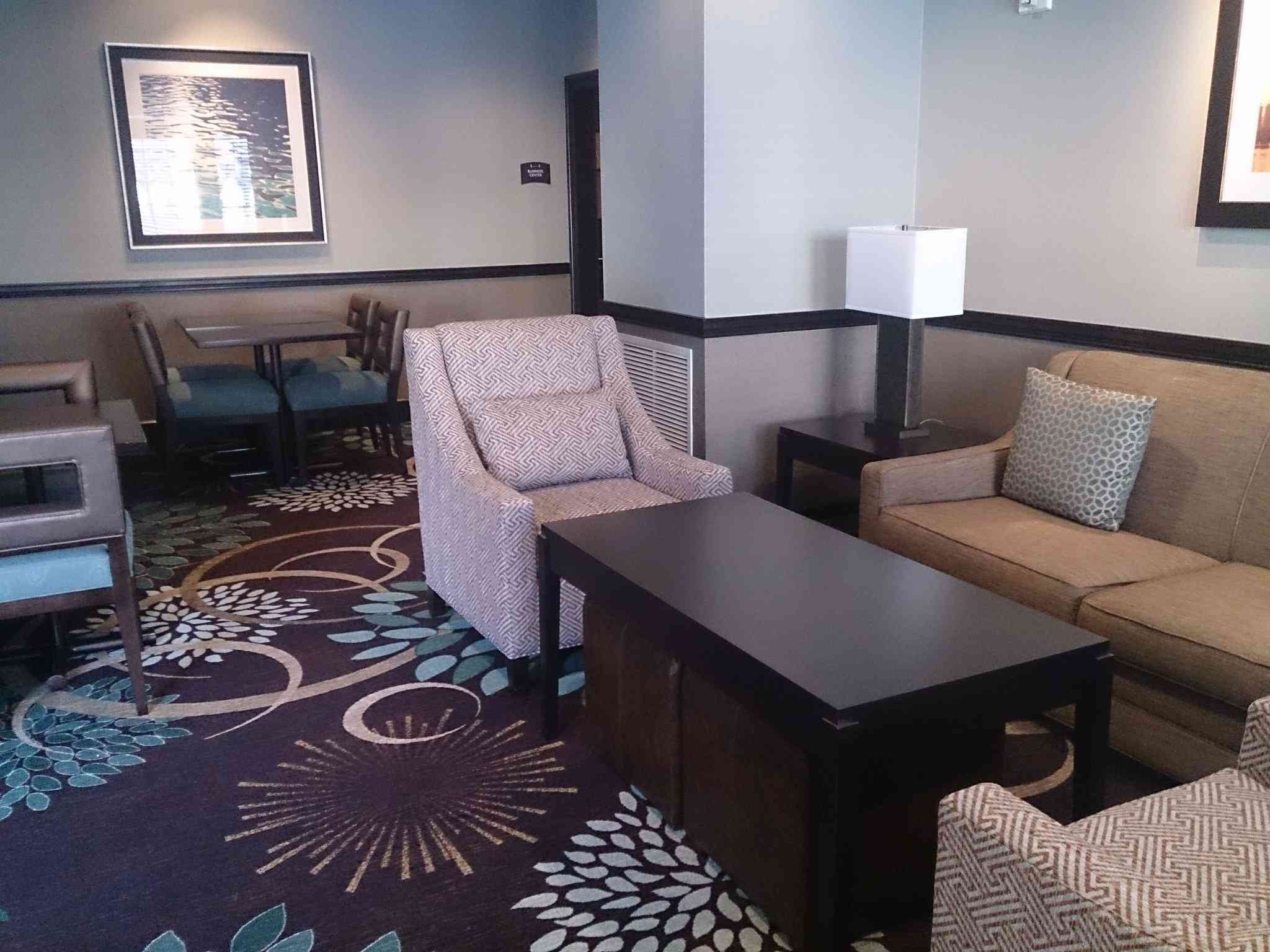 Staybridge Suites Columbus-Airport in Columbus, OH