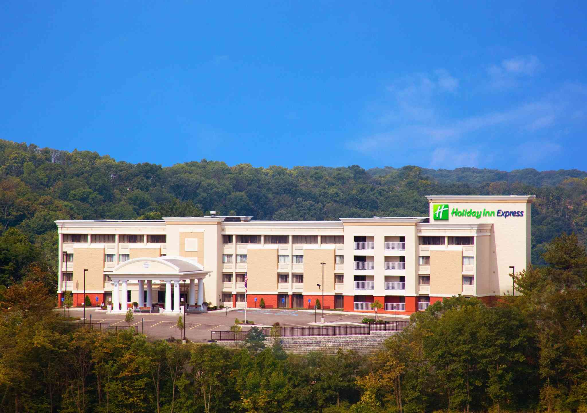 Holiday Inn Express Cincinnati West in Cincinnati, OH