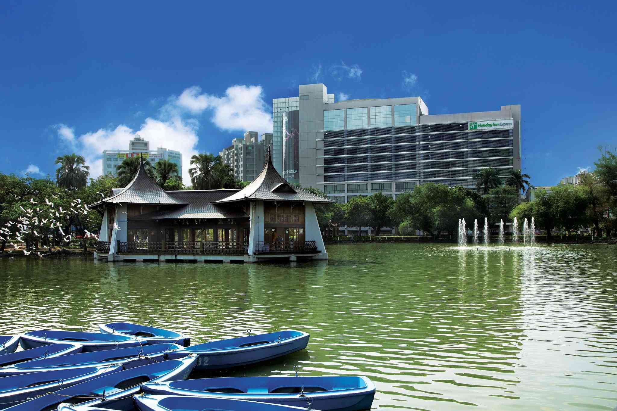 Holiday Inn Express Taichung Park in 台中市, TW