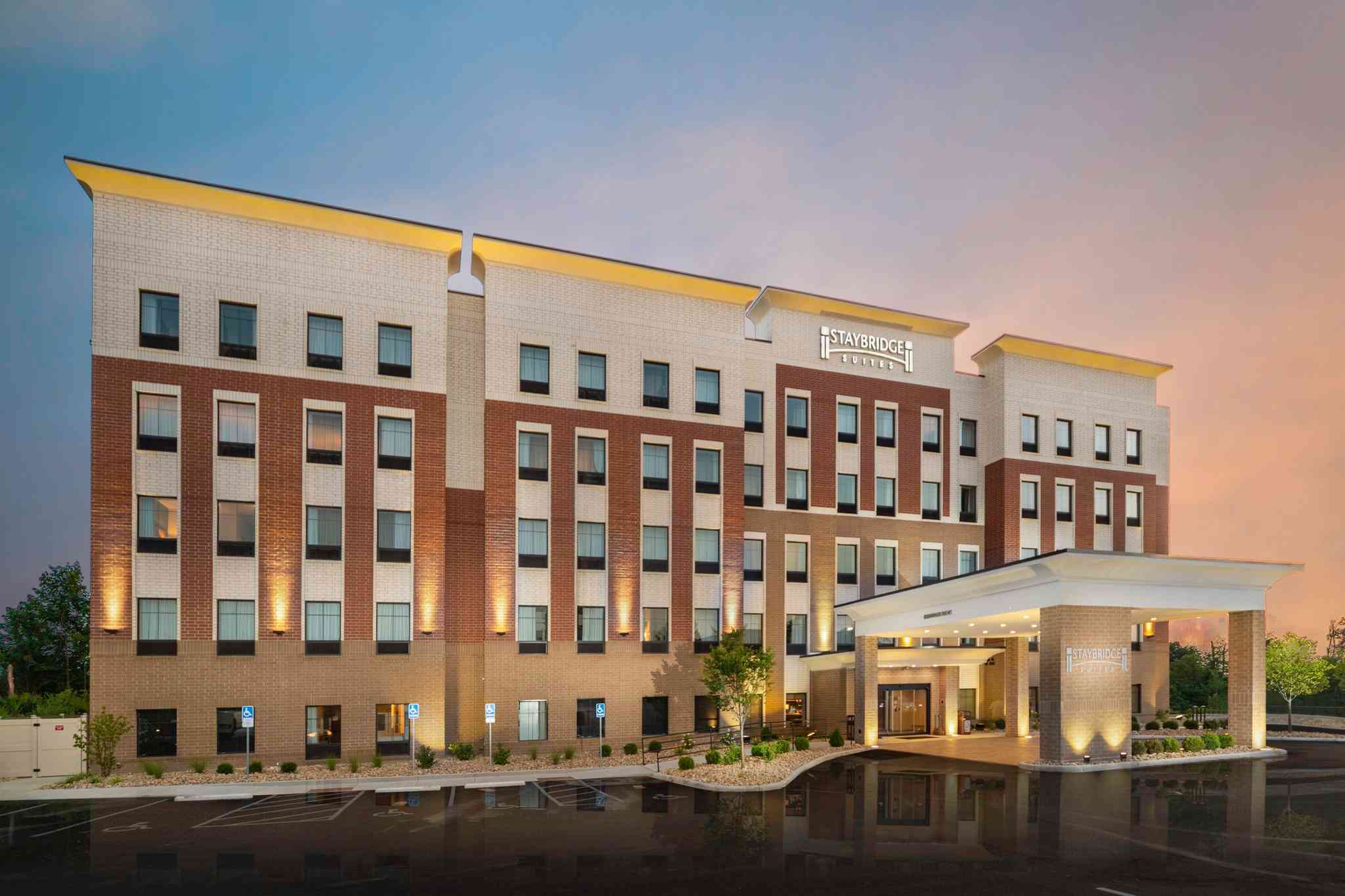 Staybridge Suites Florence in Florence, KY