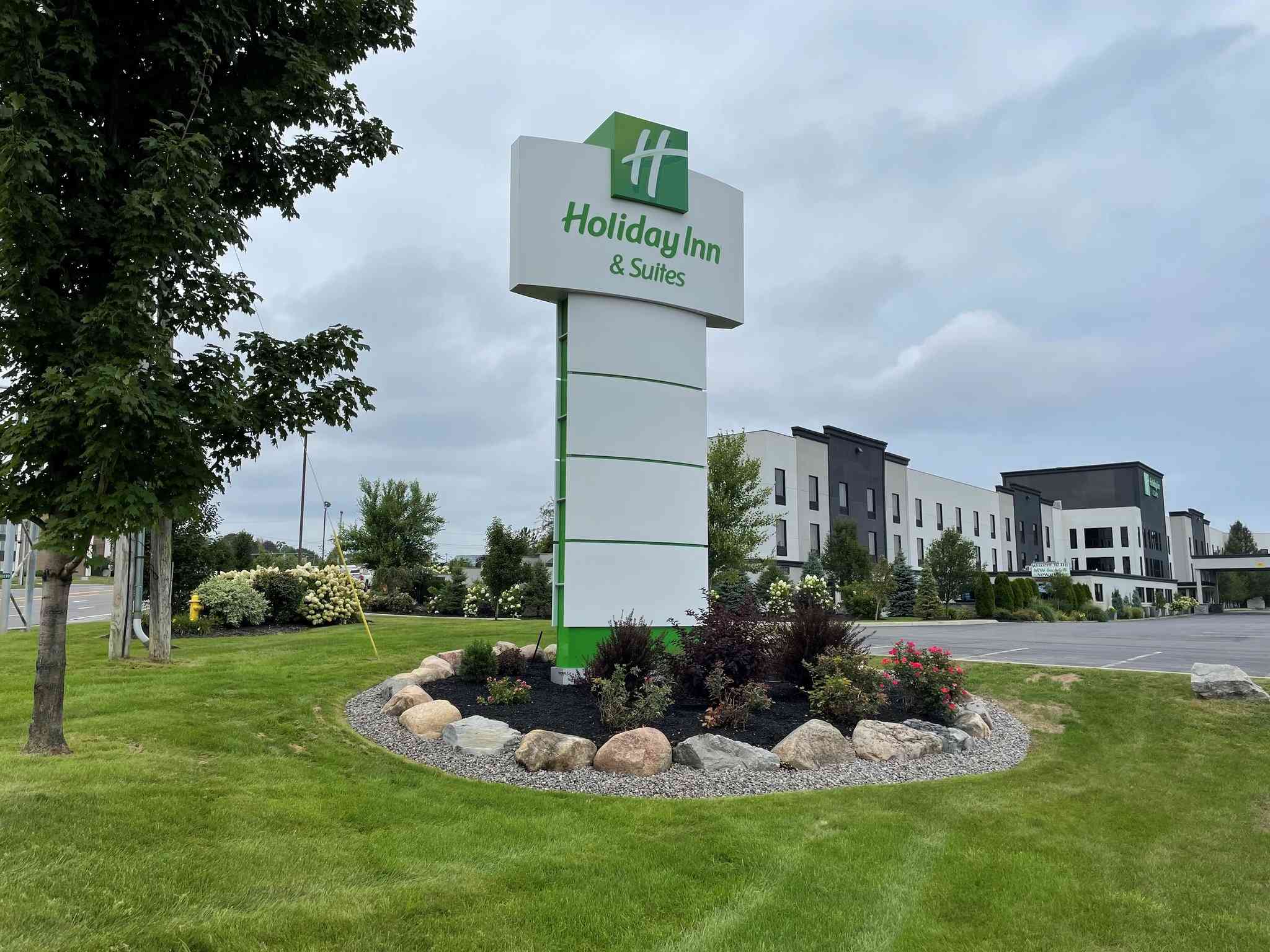 Holiday Inn & Suites Syracuse Airport - Liverpool in Siracusa, NY