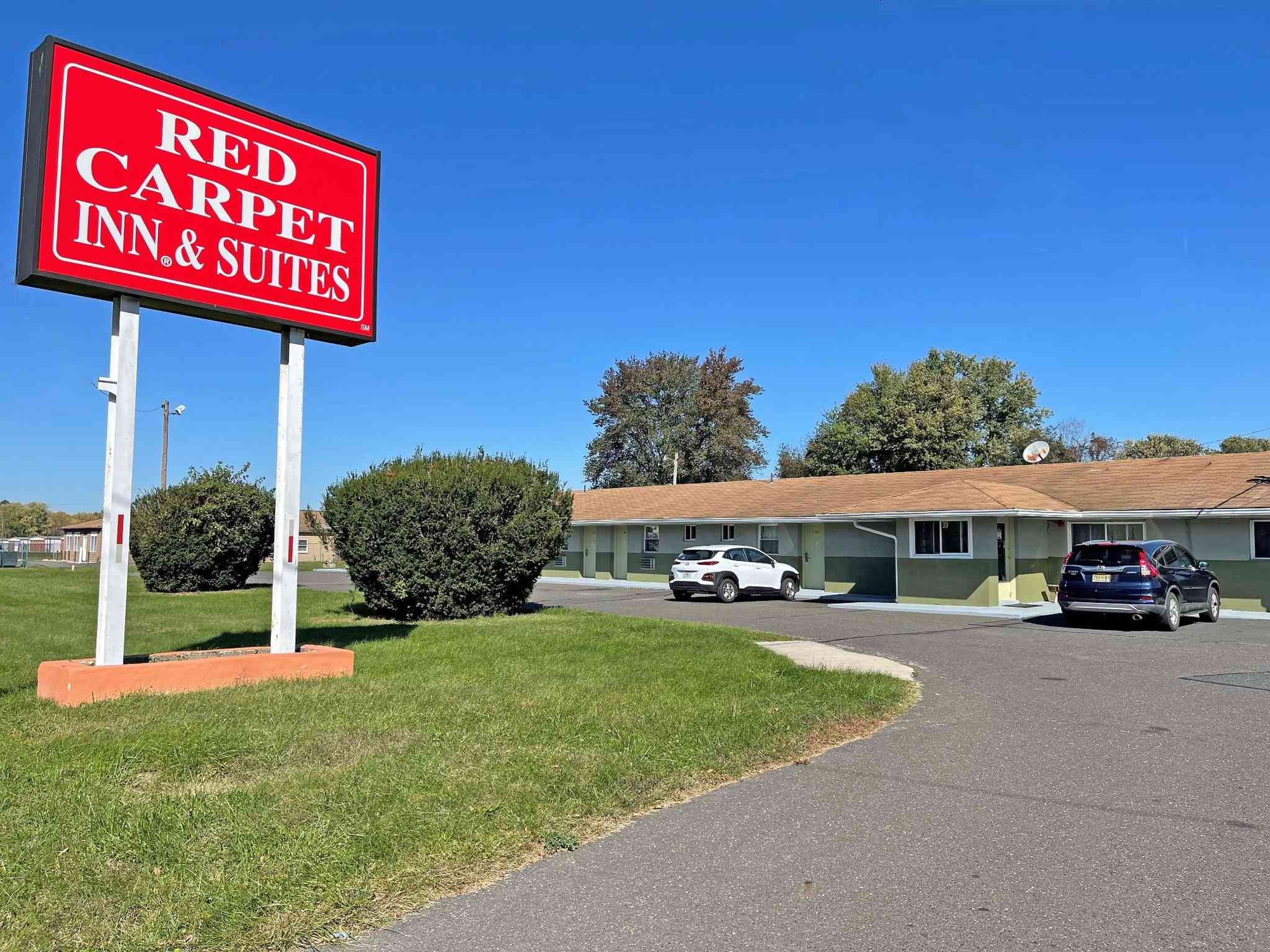 Red Carpet Inn & Suites - Wrightstown in Wrightstown, NJ