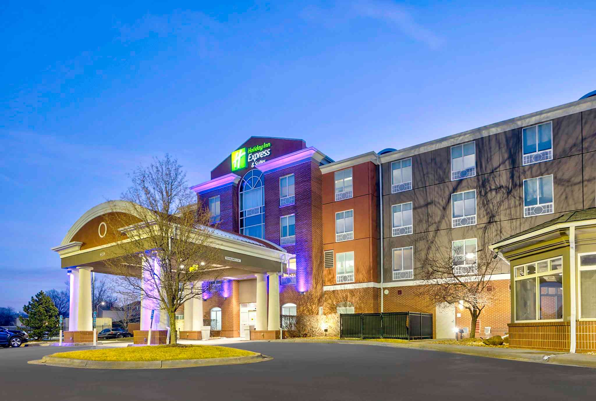 Holiday Inn Express Hotel & Suites Kansas City-Grandview in Grandview, MO