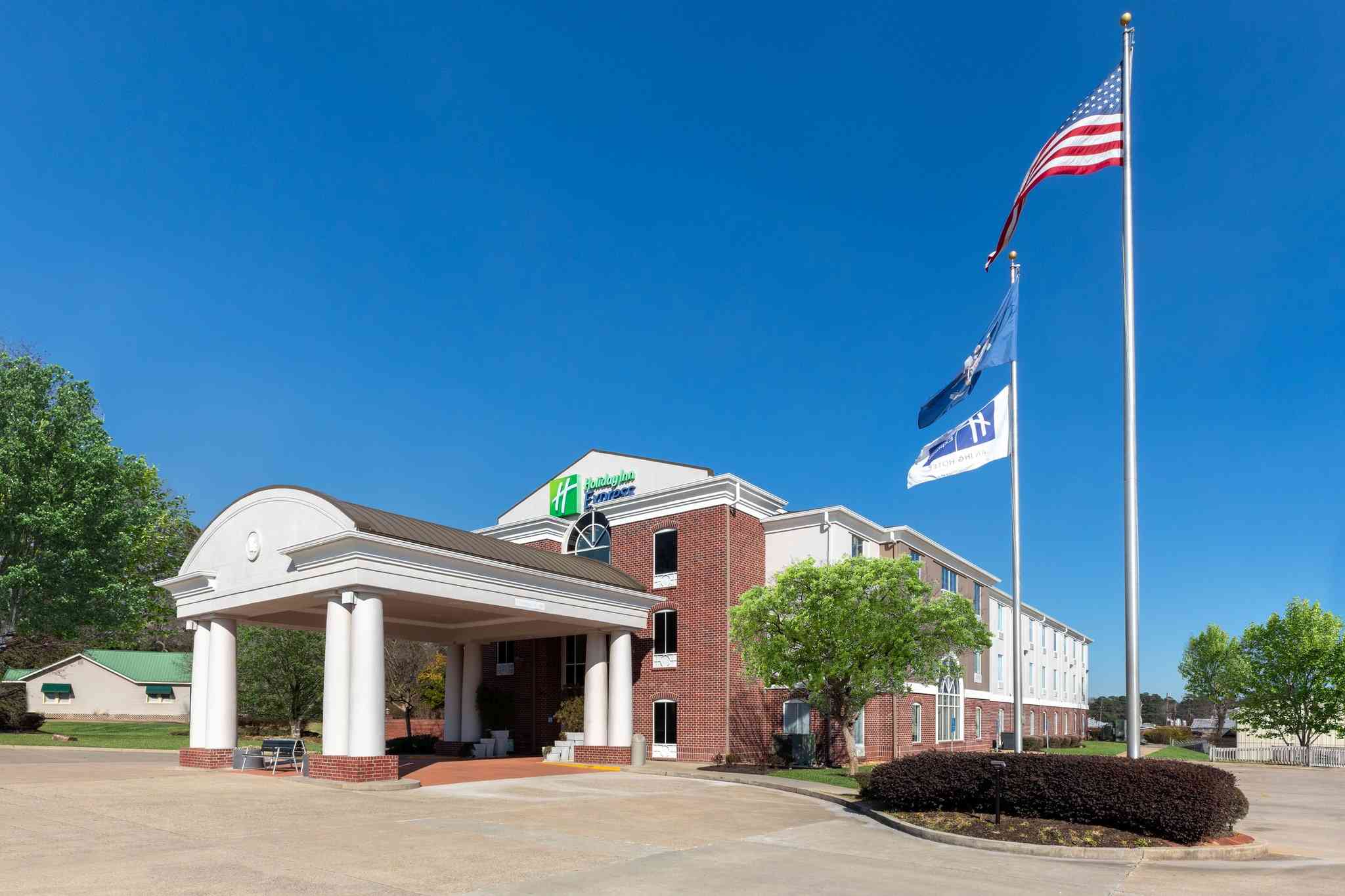 Holiday Inn Express Hotel Minden in Minden, LA