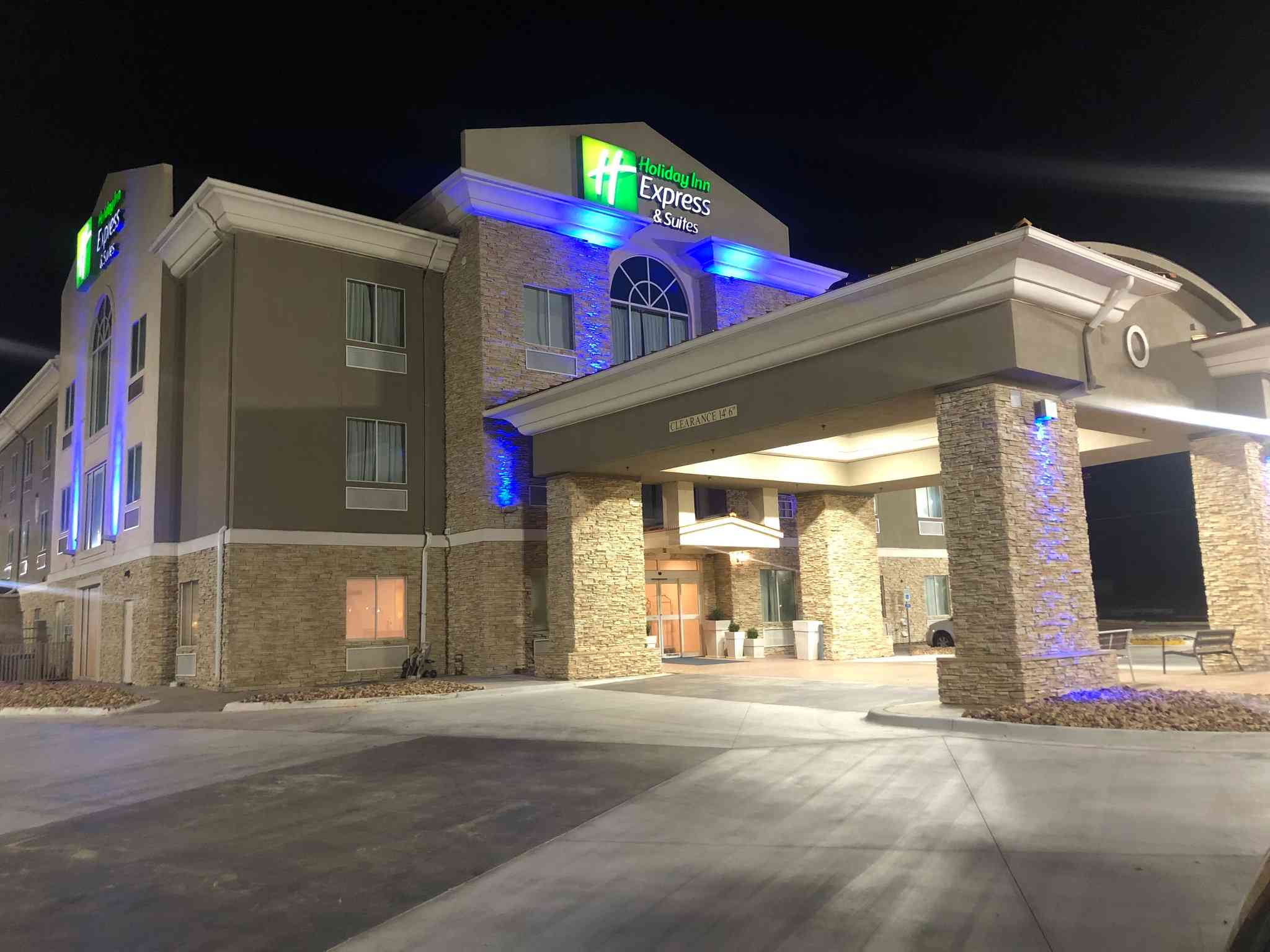 Holiday Inn Express Hotel & Suites Woodward Highway 270 in Вудворд, OK