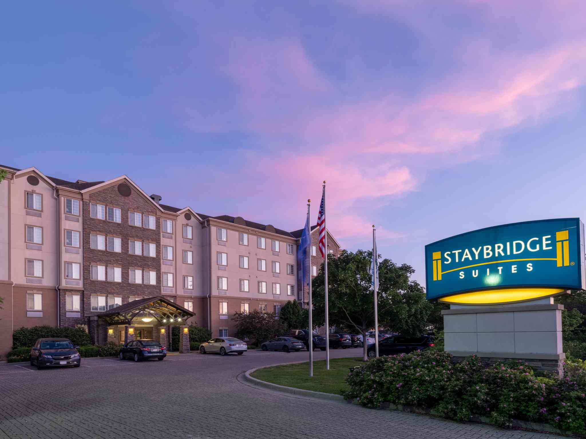 Staybridge Suites Milwaukee Airport South in Franklin, WI