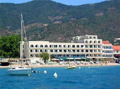 Hotel Cavaliere Sur Plage in Toulon, FR