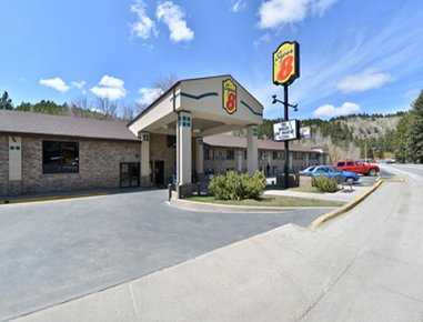 Super 8 by Wyndham Deadwood/Black Hills Area in Totholz, SD