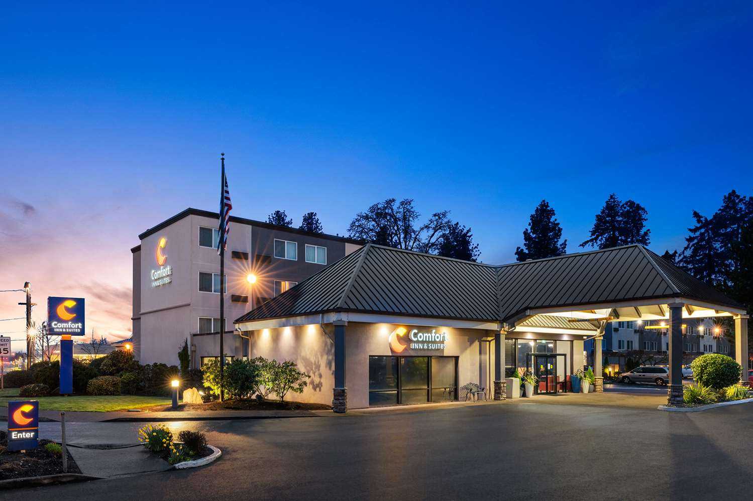 Comfort Inn and Suites Beaverton - Portland West in Beaverton, OR