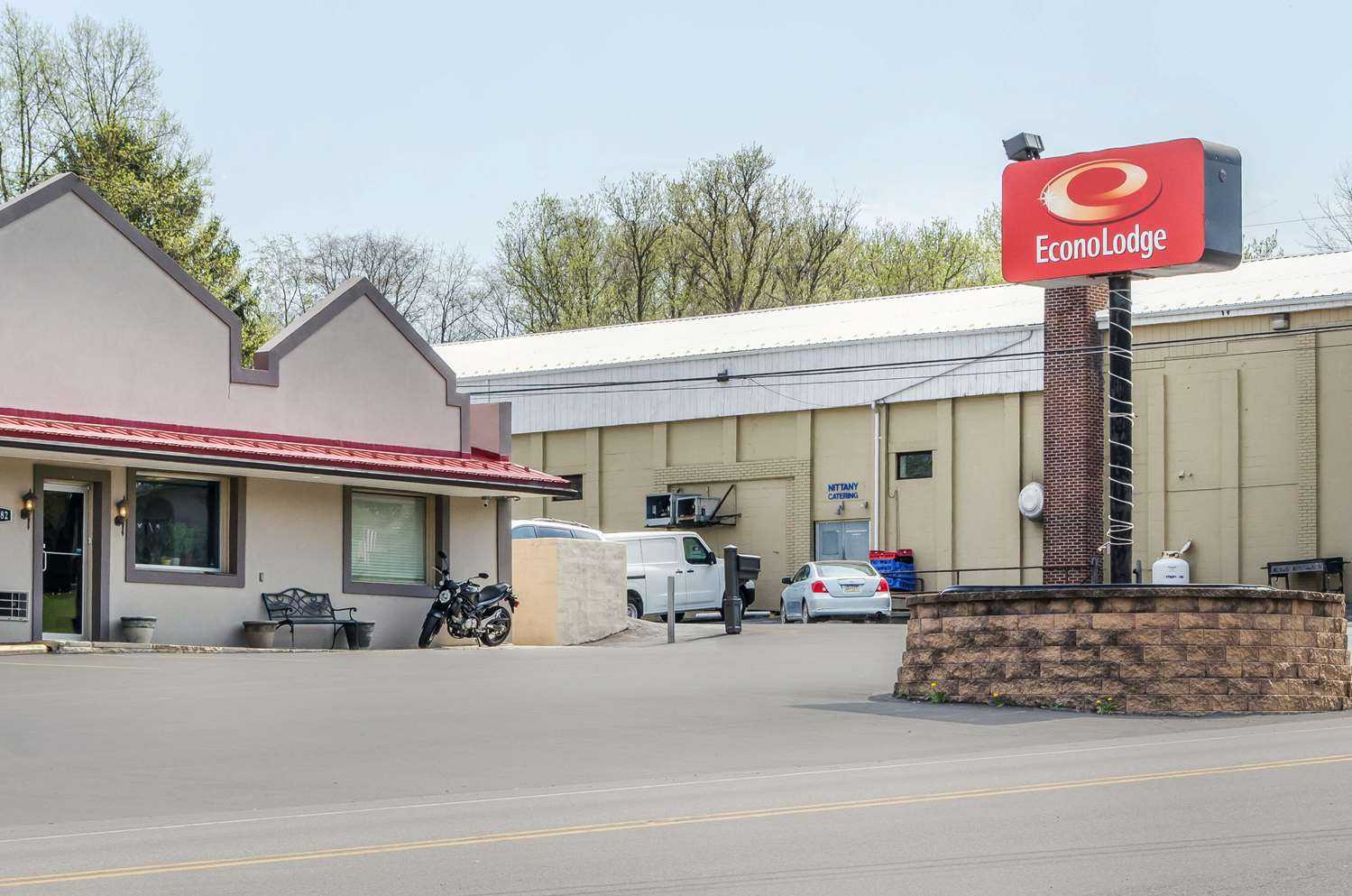 Econo Lodge Bellefonte I-99 in Bellefonte, PA