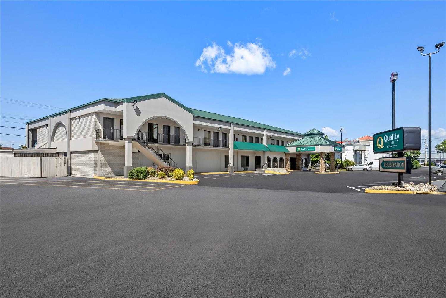 Quality Inn Bowling Green в Bowling Green, KY