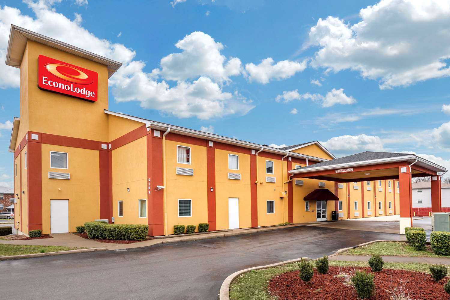 Econo Lodge Airport in Louisville, KY