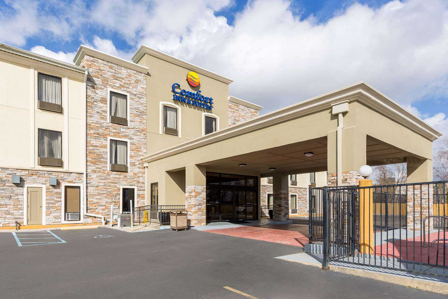 Comfort Inn and Suites Airport in Baton Rouge, LA