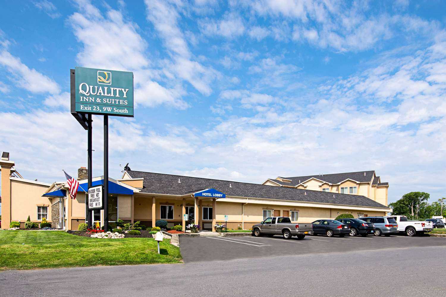 Quality Inn and Suites Glenmont - Albany South i Glenmont, NY