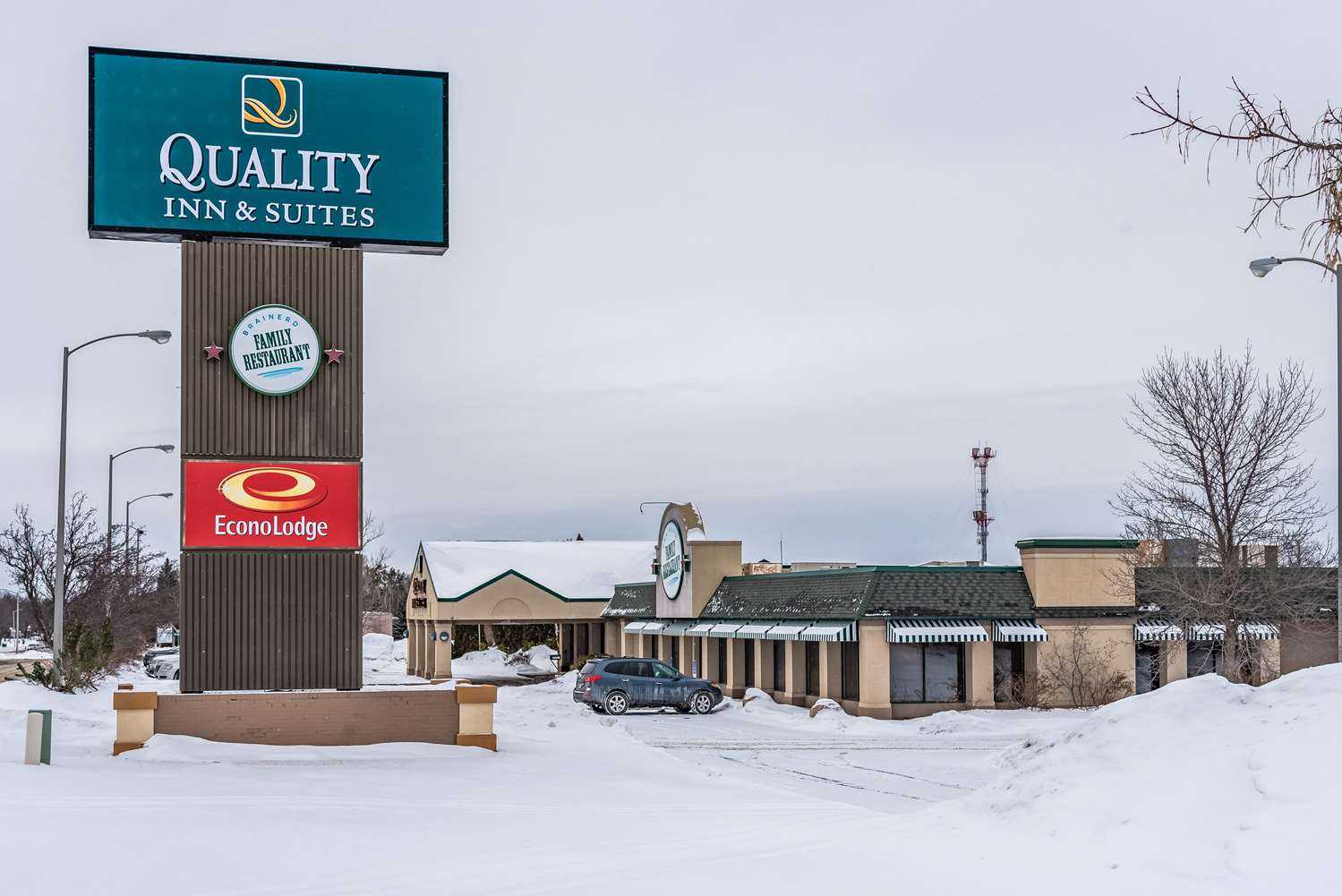 Quality Inn and Suites Brainerd in Brainerd, MN