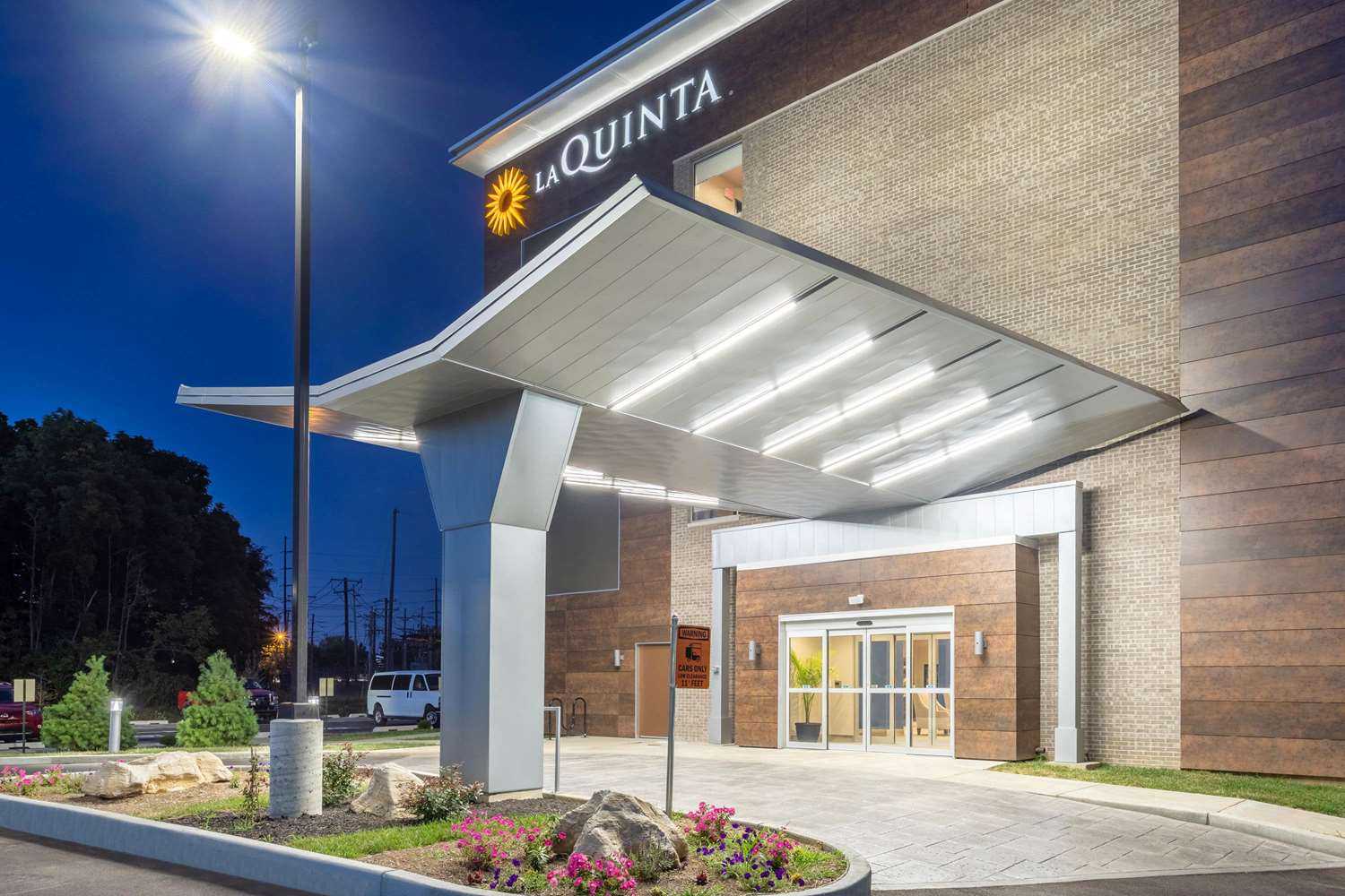 La Quinta Inn & Suites by Wyndham Bloomington in Bloomington, IN