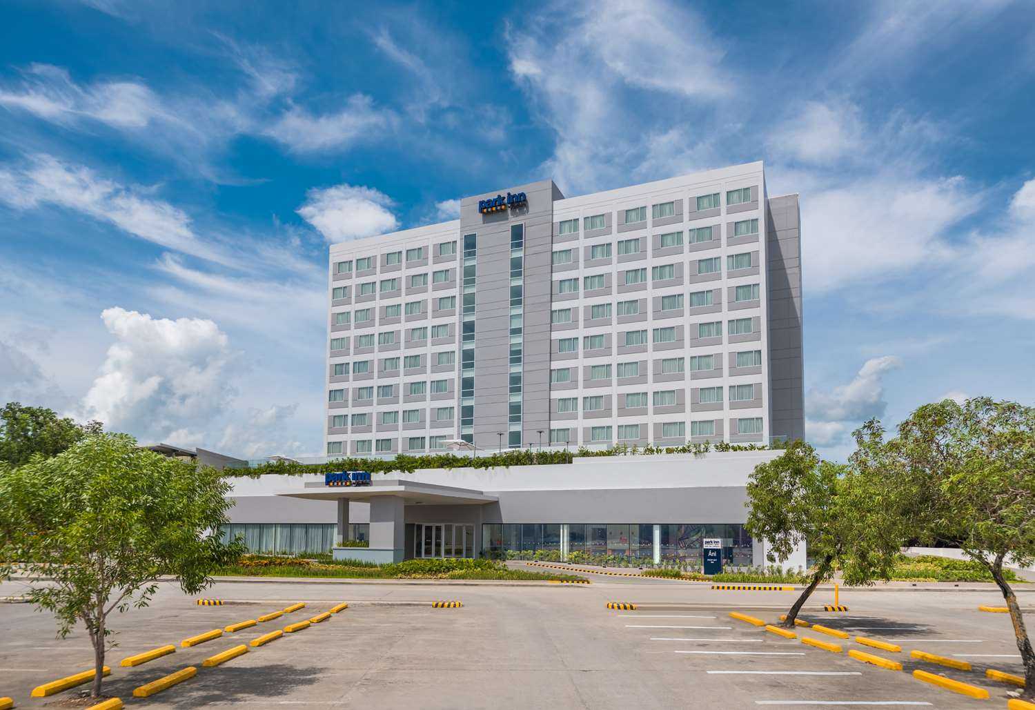 Park Inn by Radisson Iloilo in Iloilo City, PH