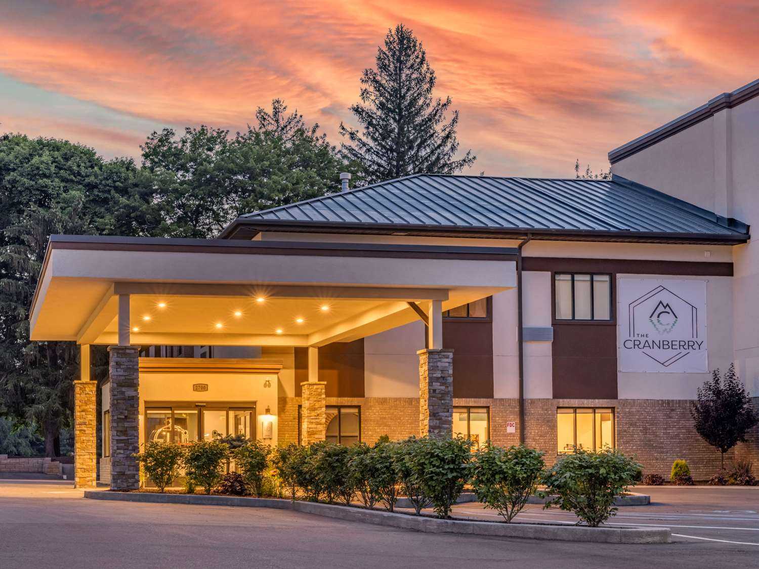 The Cranberry Ascend Hotel Collection in Morgantown, WV