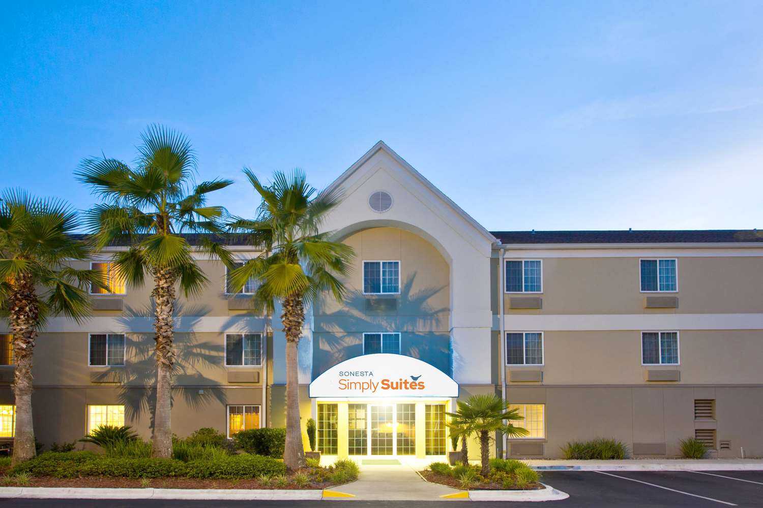 Sonesta Simply Suites Jacksonville in Jacksonville, FL