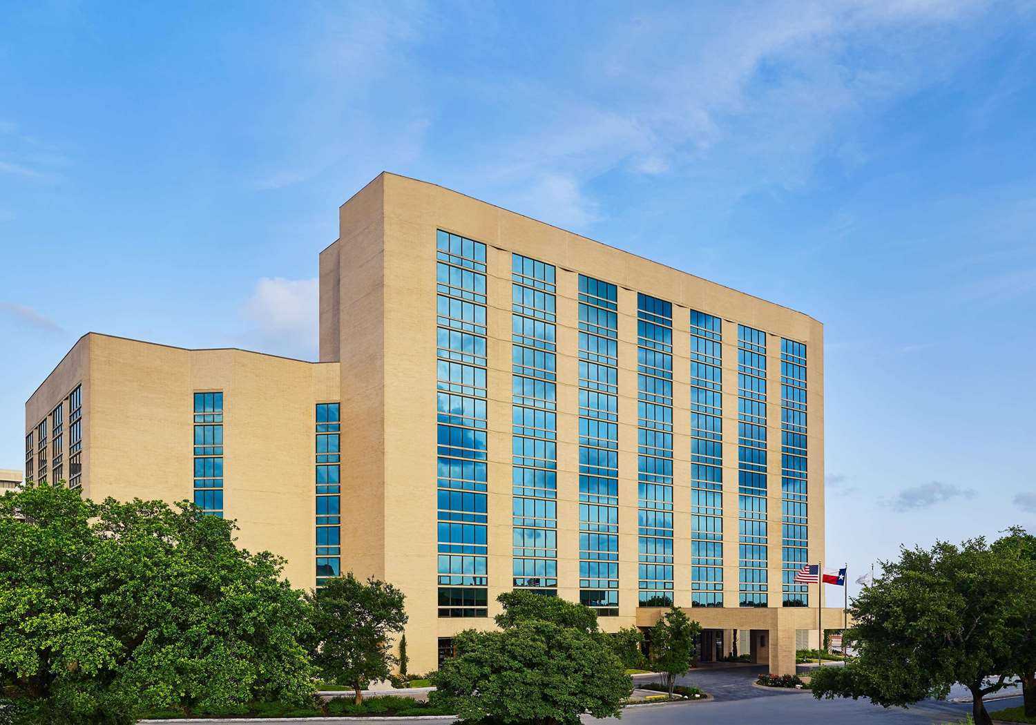 DoubleTree by Hilton San Antonio Airport in San Antonio, TX